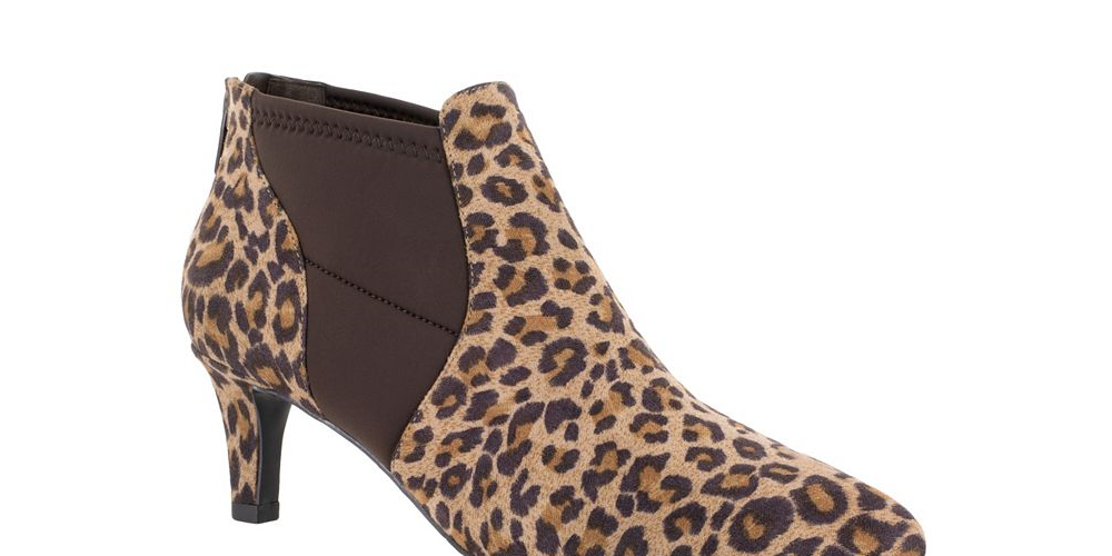 Easy Street Women's Saint Shoes Brown Size 10 M