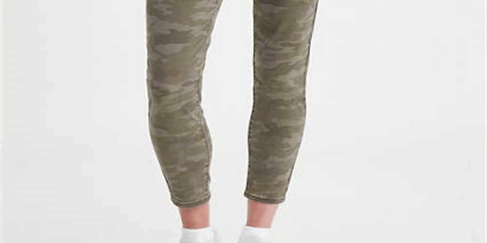 Levi's Women's 720 High Rise Super Skinny Crop Camo Jeans Green Size 26