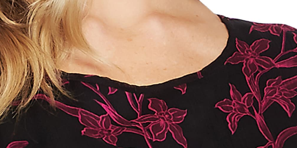 Vince Camuto Women's Floral Jewel Neck Top Black Size Large