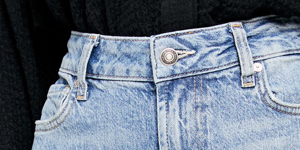 Free People Women's Relaxed Straight Slouch Jeans - Yucca Valley Indigo Blue Size 30