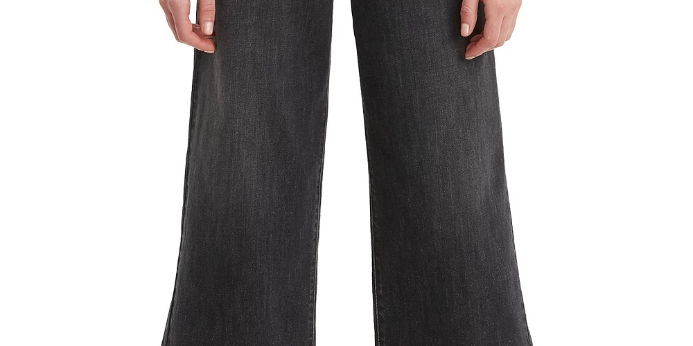 Levi's Women's Super Wide Leg Cropped Jeans Black Size 32X25