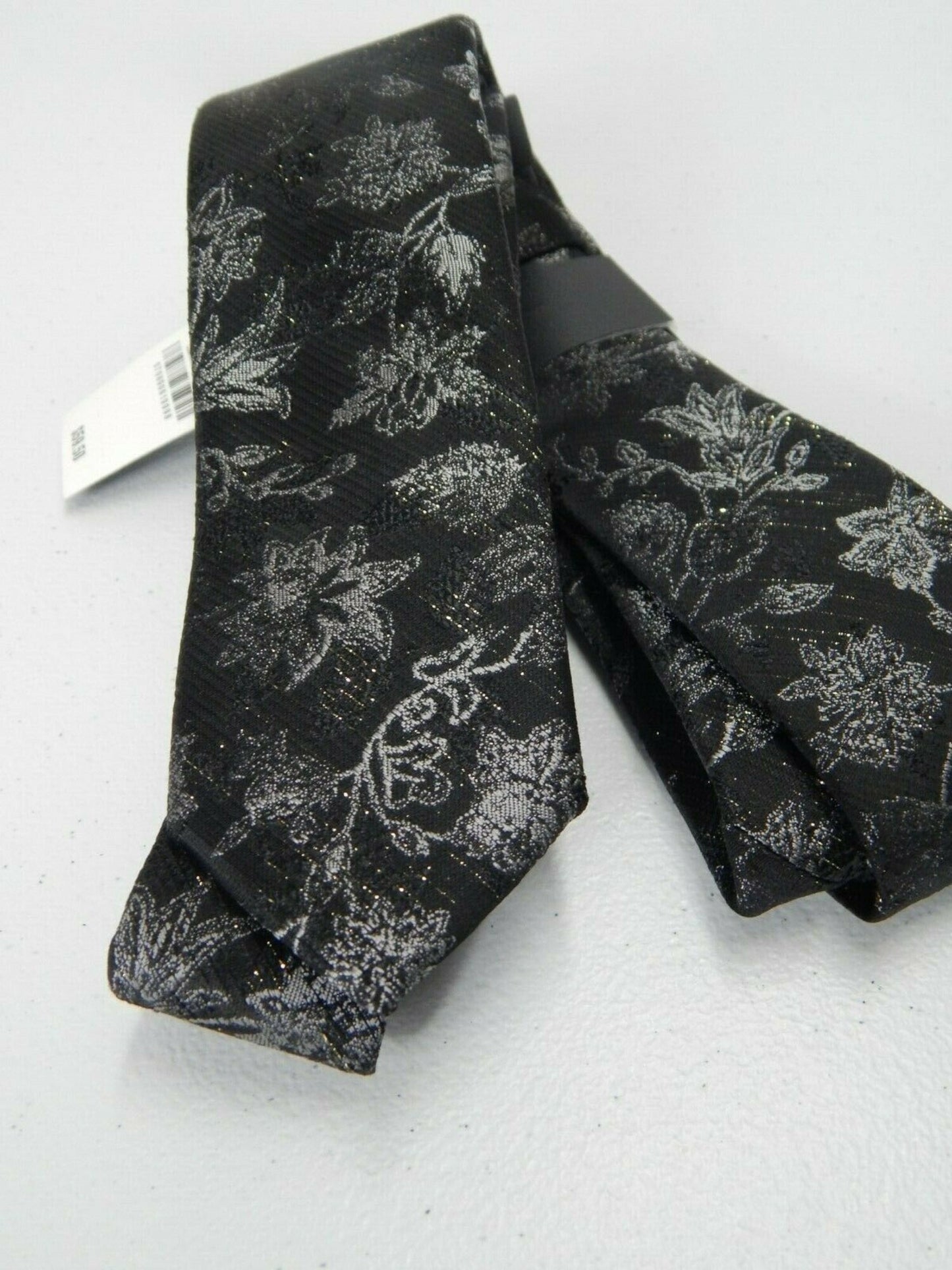 INC International Concepts Men's Floral Slim Neck Tie Black Size Regular
