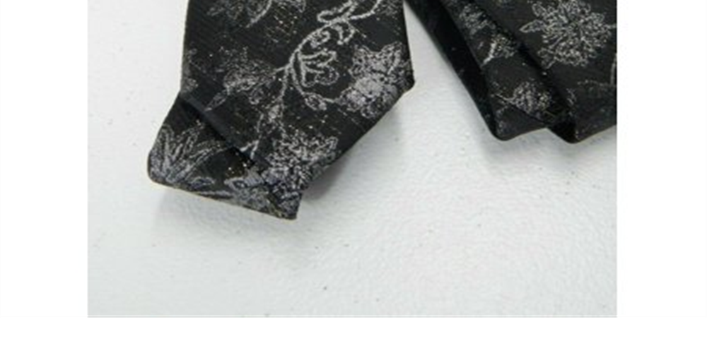 INC International Concepts Men's Floral Slim Neck Tie Black Size Regular