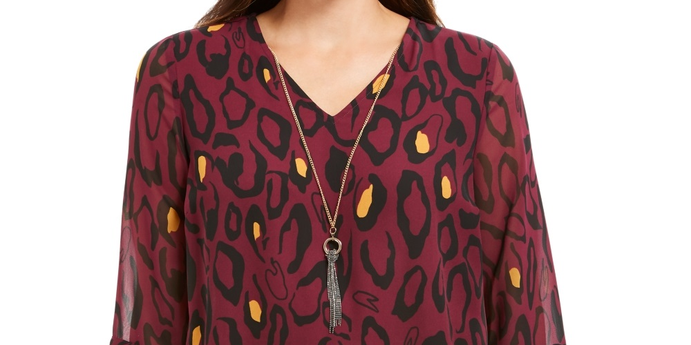 JM Collection Women's Printed Necklace Top Wine Size XX-Large