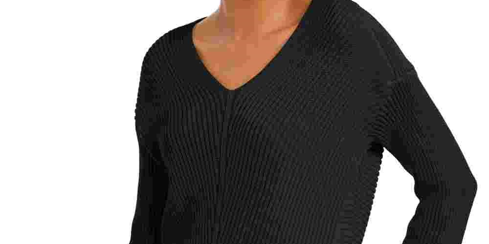 Charter Club Women's Textured Solid Long Sleeve V Neck T-Shirt Sweater Black Size Medium