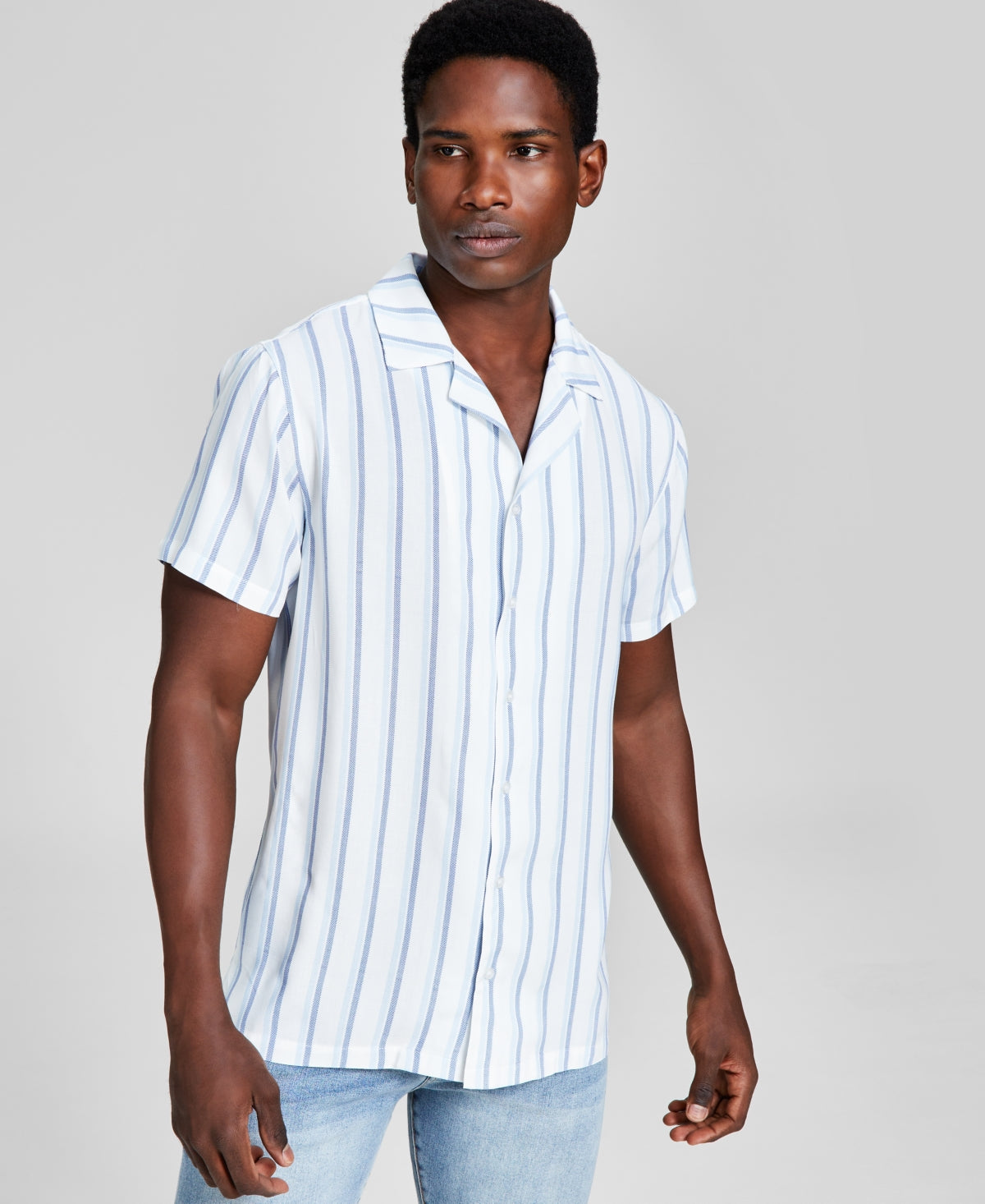 And Now This Men's Striped Woven Short Sleeve Camp Shirt White Size Large