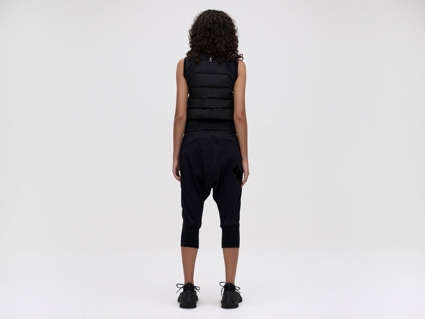versa-down-jacket-black