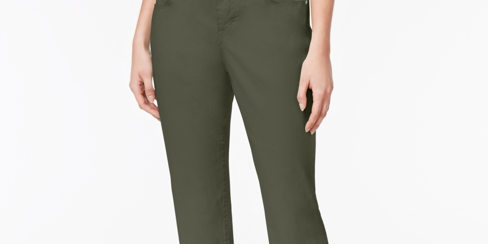 Style & Co Women's Petite Curvy-Fit Capri Jeans Green Size 4 P
