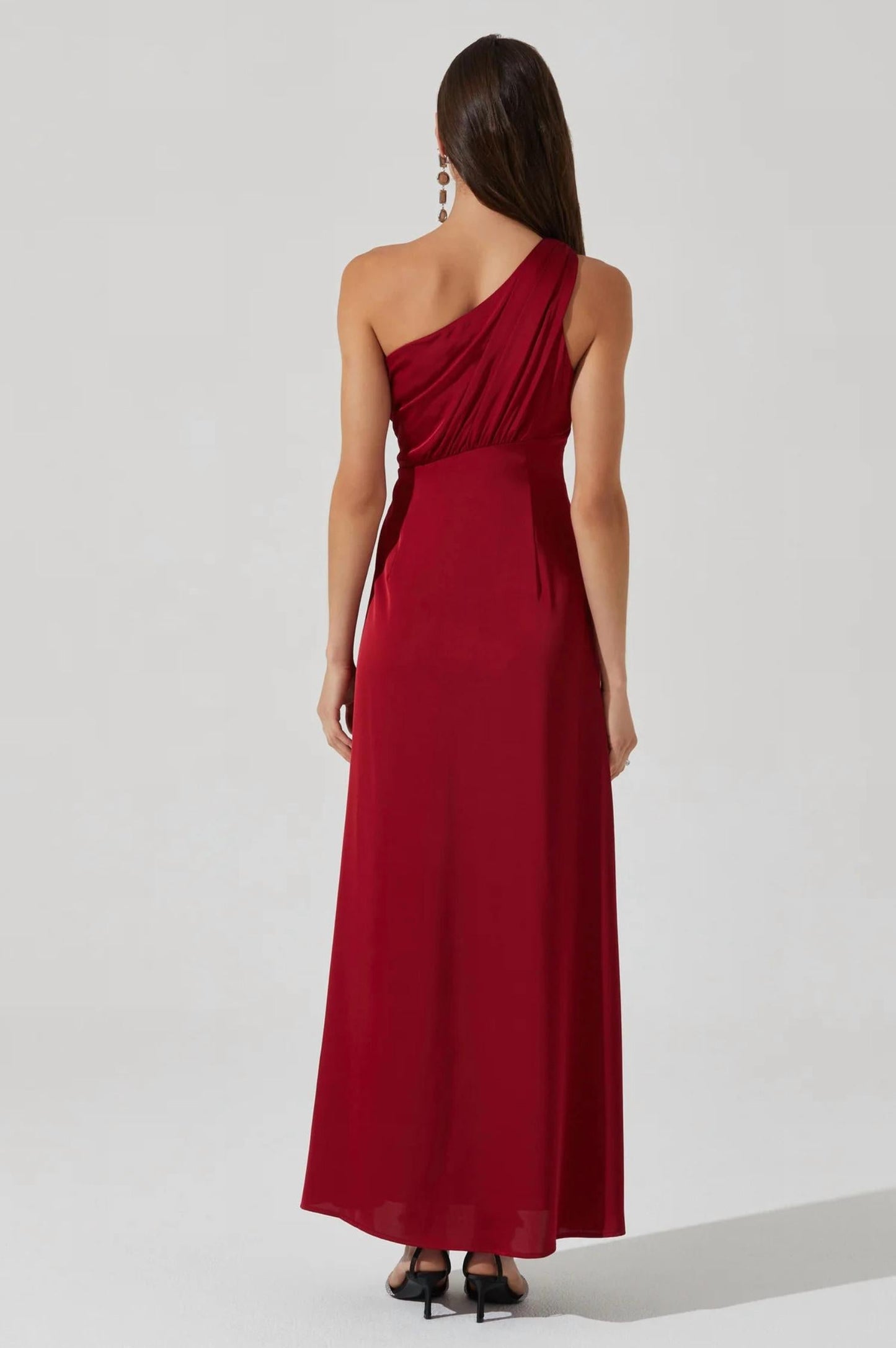 Astr - Atoila One Shoulder Maxi Dress