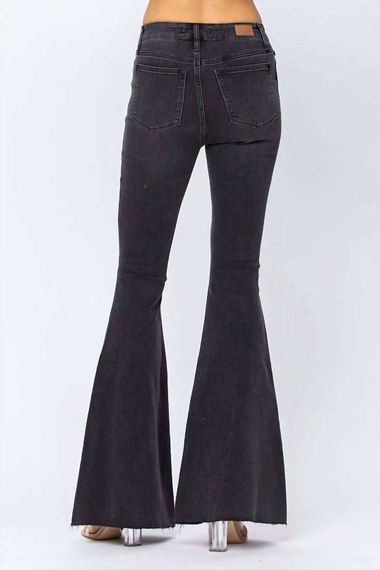 Judy Blue - High-rise Super Flare Jeans