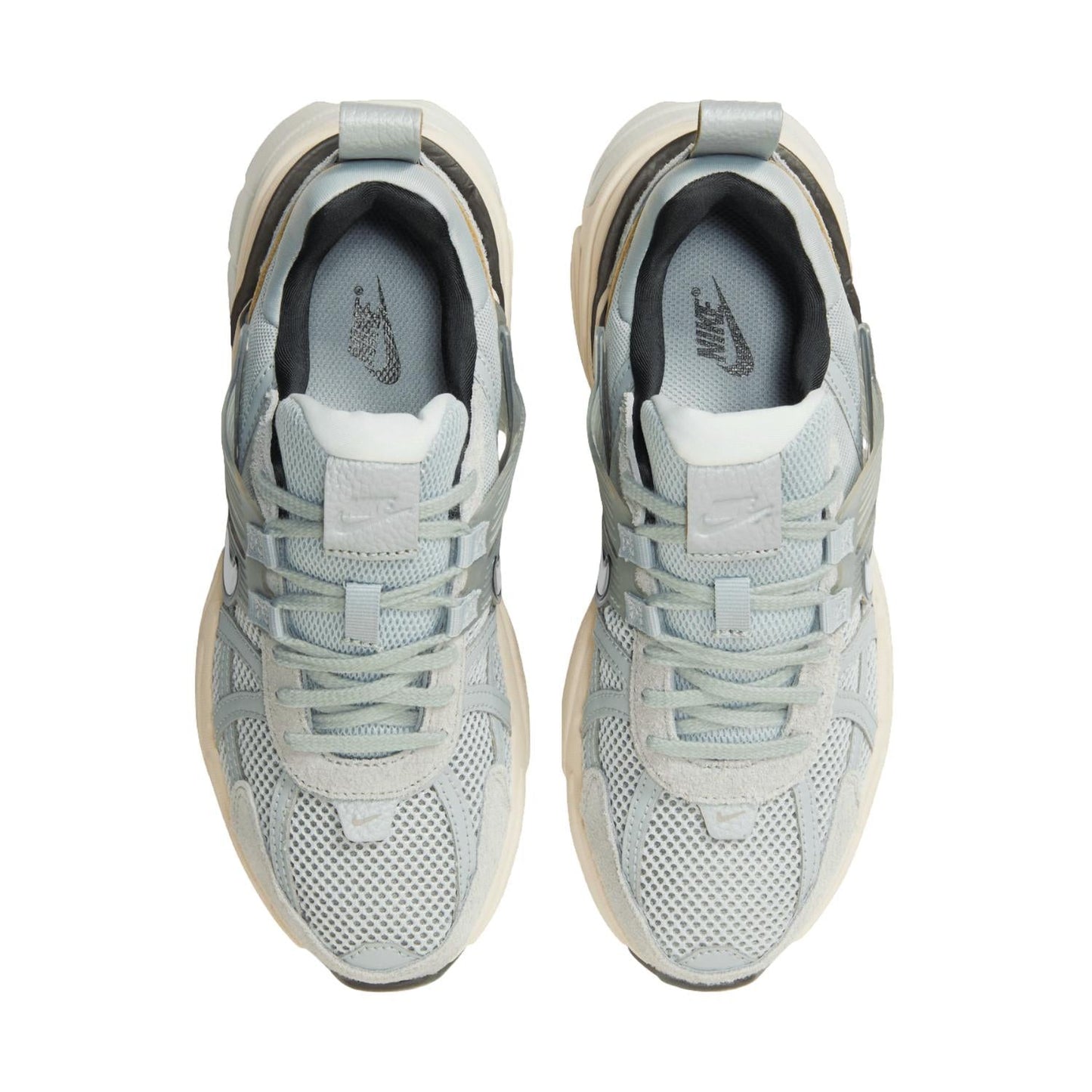 Nike - Women's V2K Run Sneaker