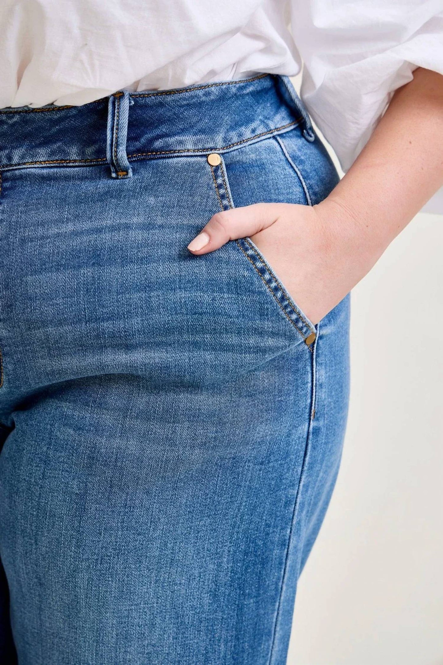 Judy Blue - High Waist Trouser Column Jeans