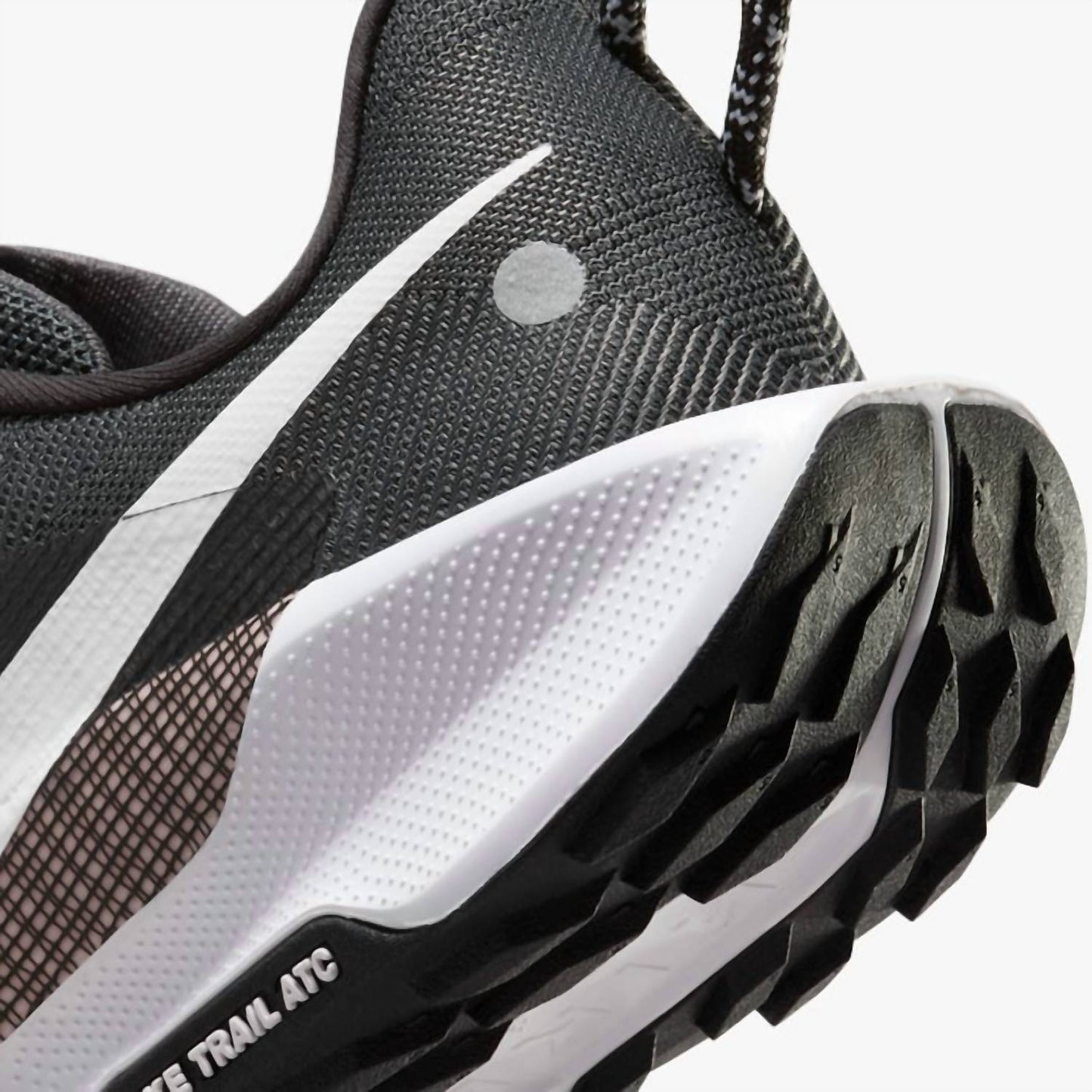 Nike - Men's Pegasus Trail 5 Shoes