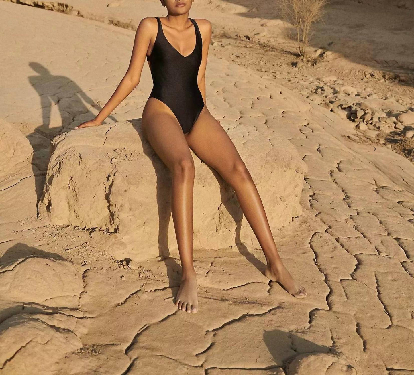 Nelblu - Fuente Plunging V-neck One Piece