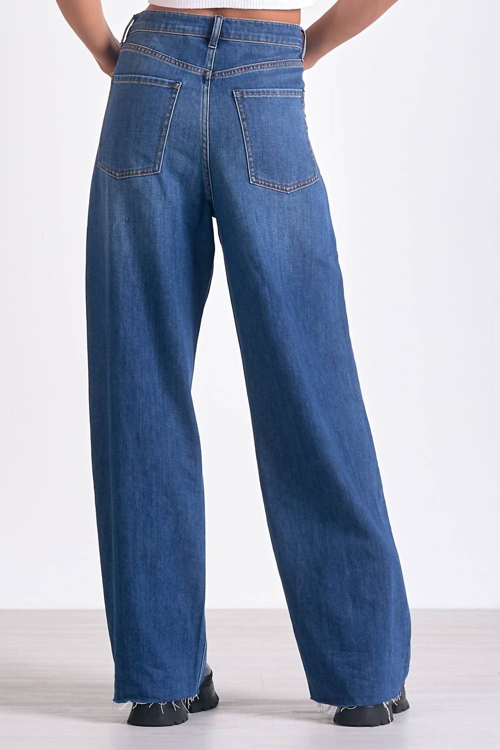 Elan - Wide Leg Jeans