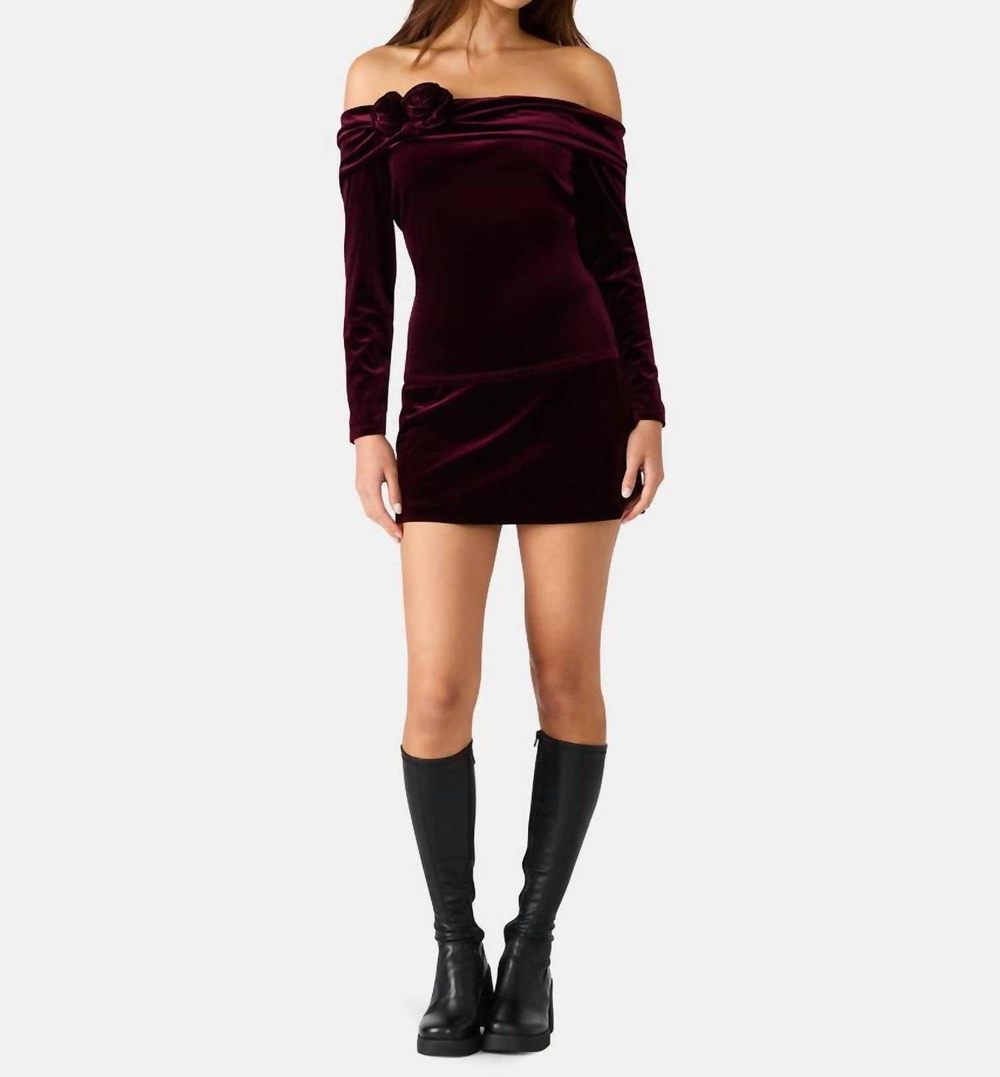 steve-madden-lici-long-sleeve-off-the-shoulder-top