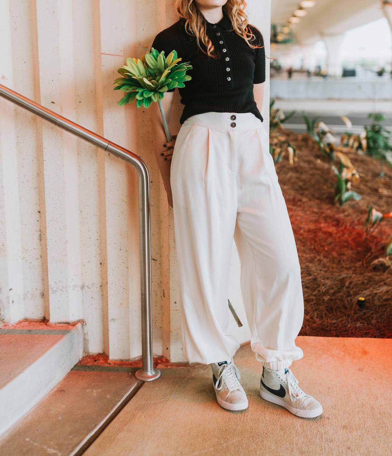 7115 By Szeki - Molly Collared Short Sleeves Top