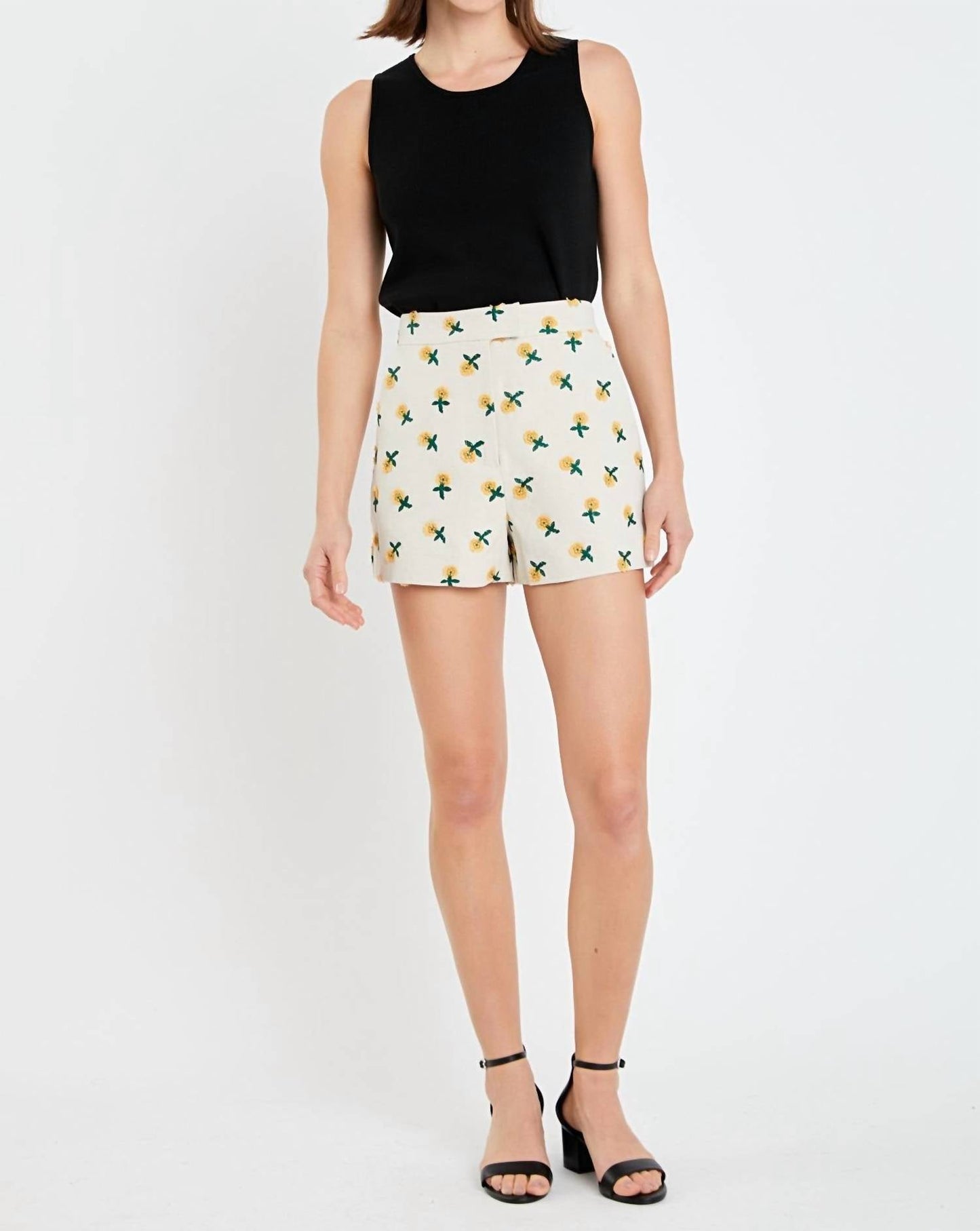 2.7 August Apparel - Daisy Embroidered Linen Shorts