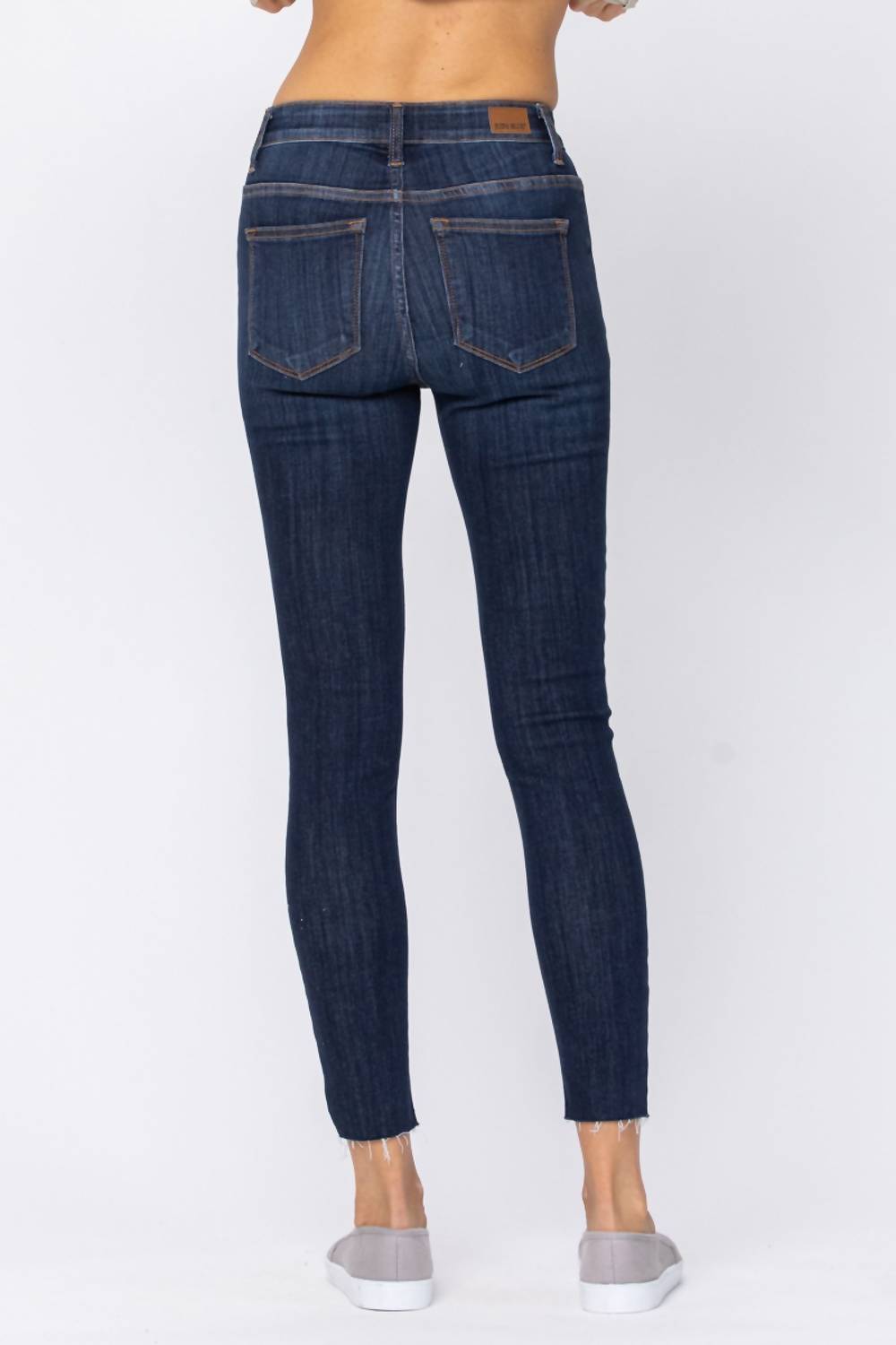 Judy Blue - Mid Rise No Destroy Skinny Denim Jeans
