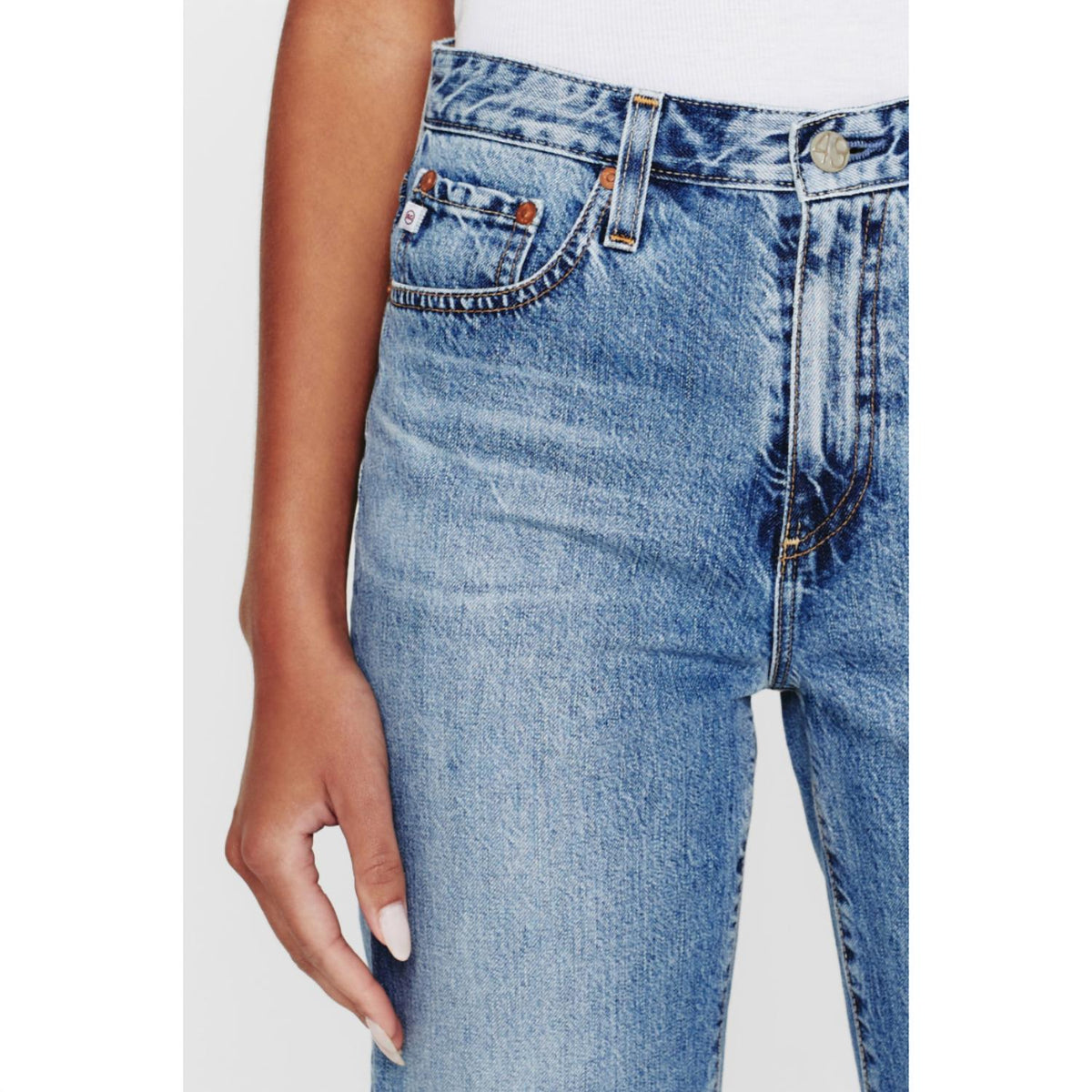 Ag Jeans - एलेक्सिस क्रॉप्ड जीन्स