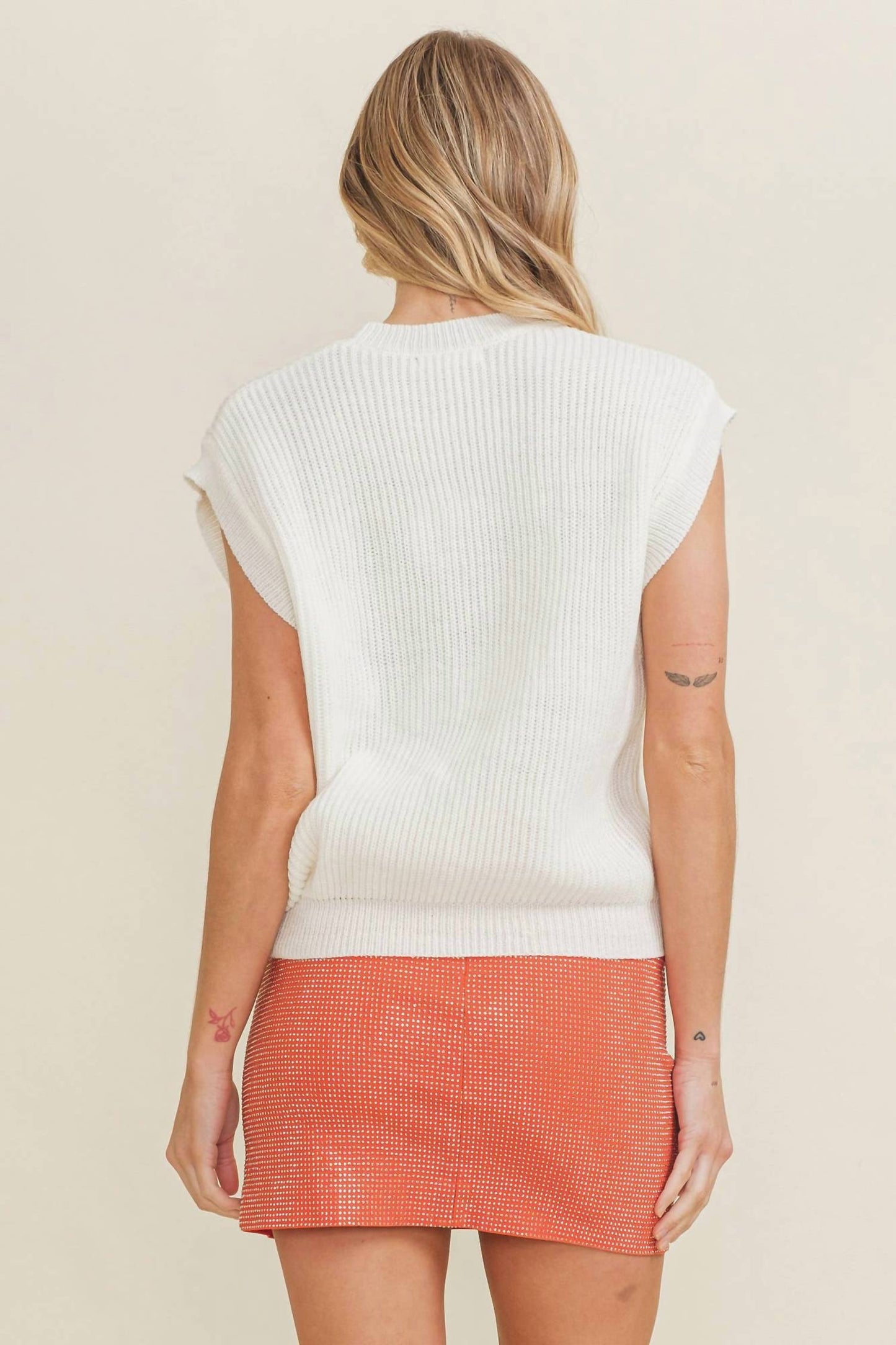 Cloud Ten - Tenn Embroidered Sleeveless Sweater Top