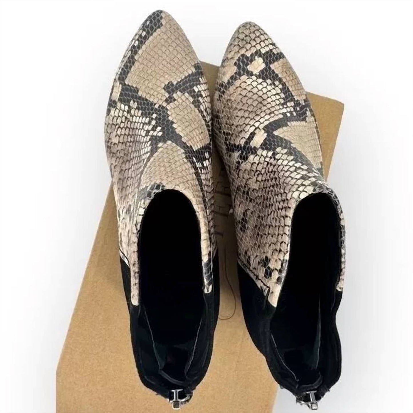 Naked Feet - Women's Chi Bootie