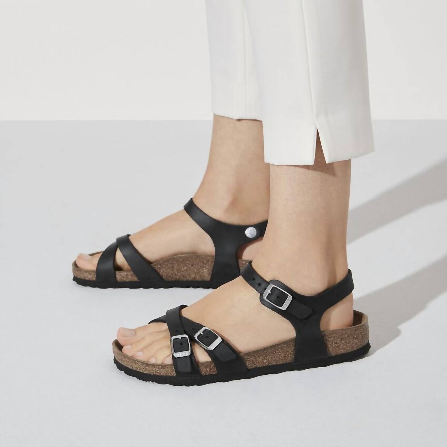 Birkenstock - Women's Kumba Oiled Leather Sandal - MEDIUM/WIDE