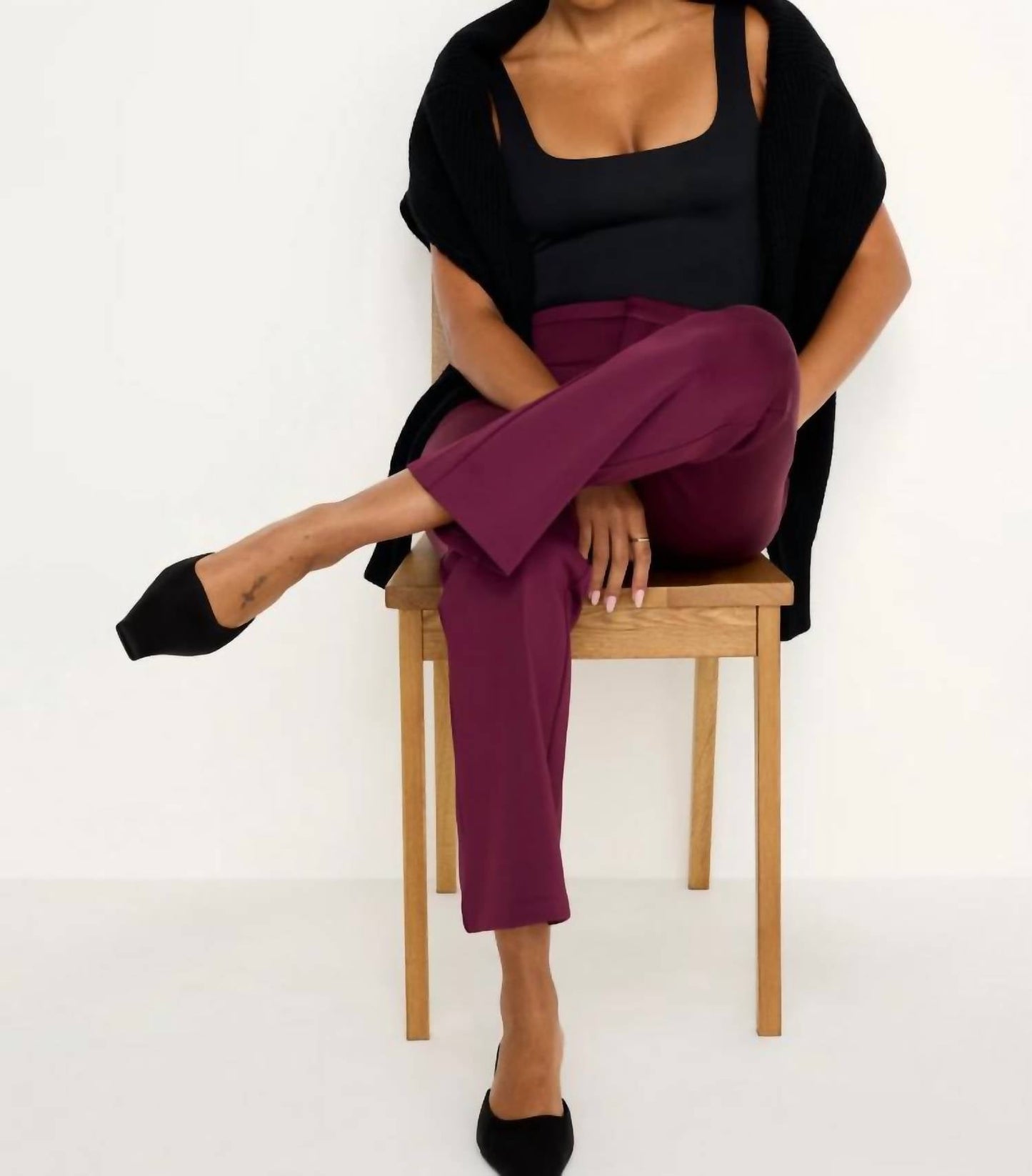 Good American - Scuba Cropped Straight Trousers