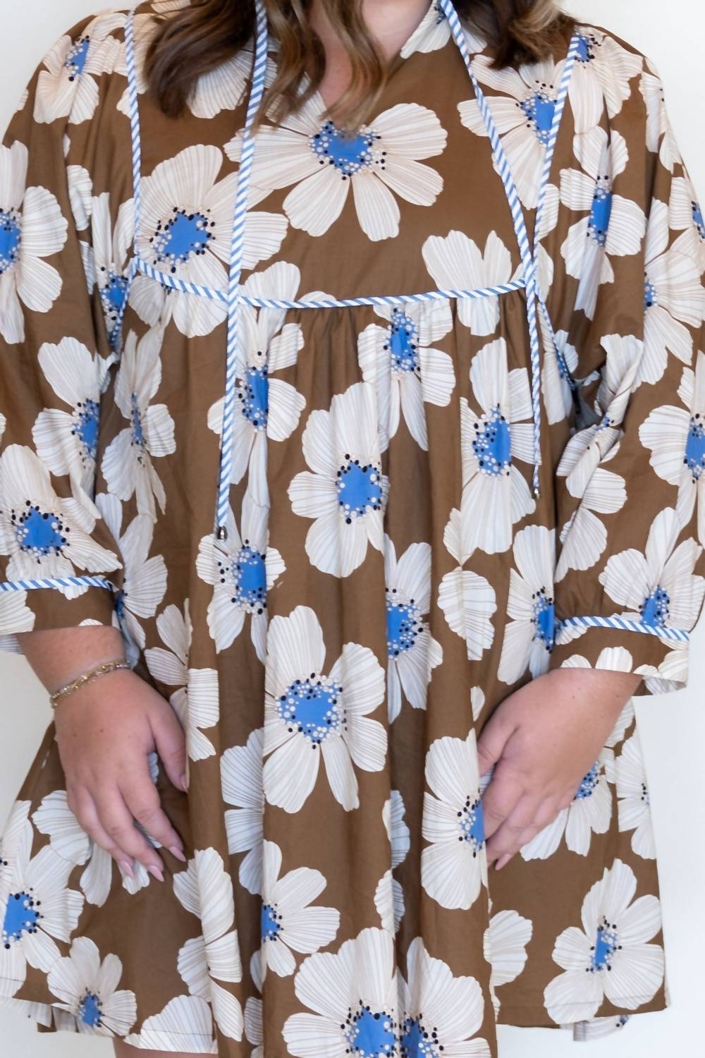Entro - Flirty Floral Dress - PLUS