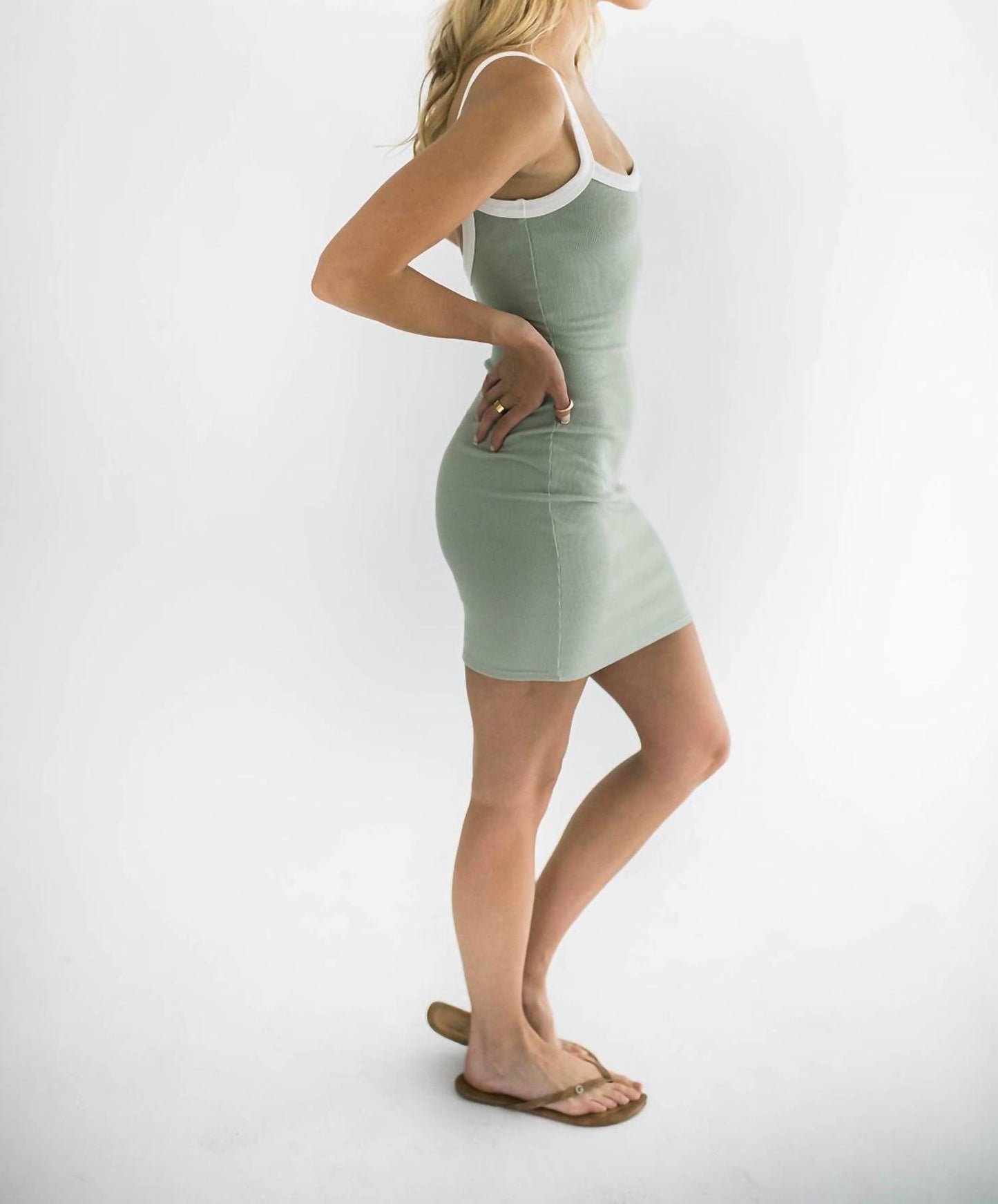फ़ैल्कन पार्क - किम्मी रिब्ड मिनी ड्रेस