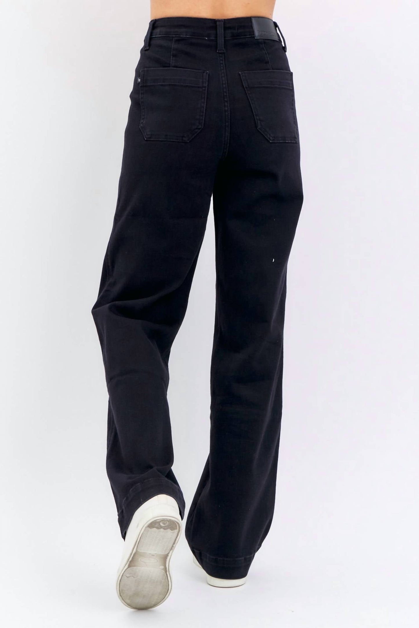 Judy Blue - High Waisted Patch Pocket Straight Leg Jeans