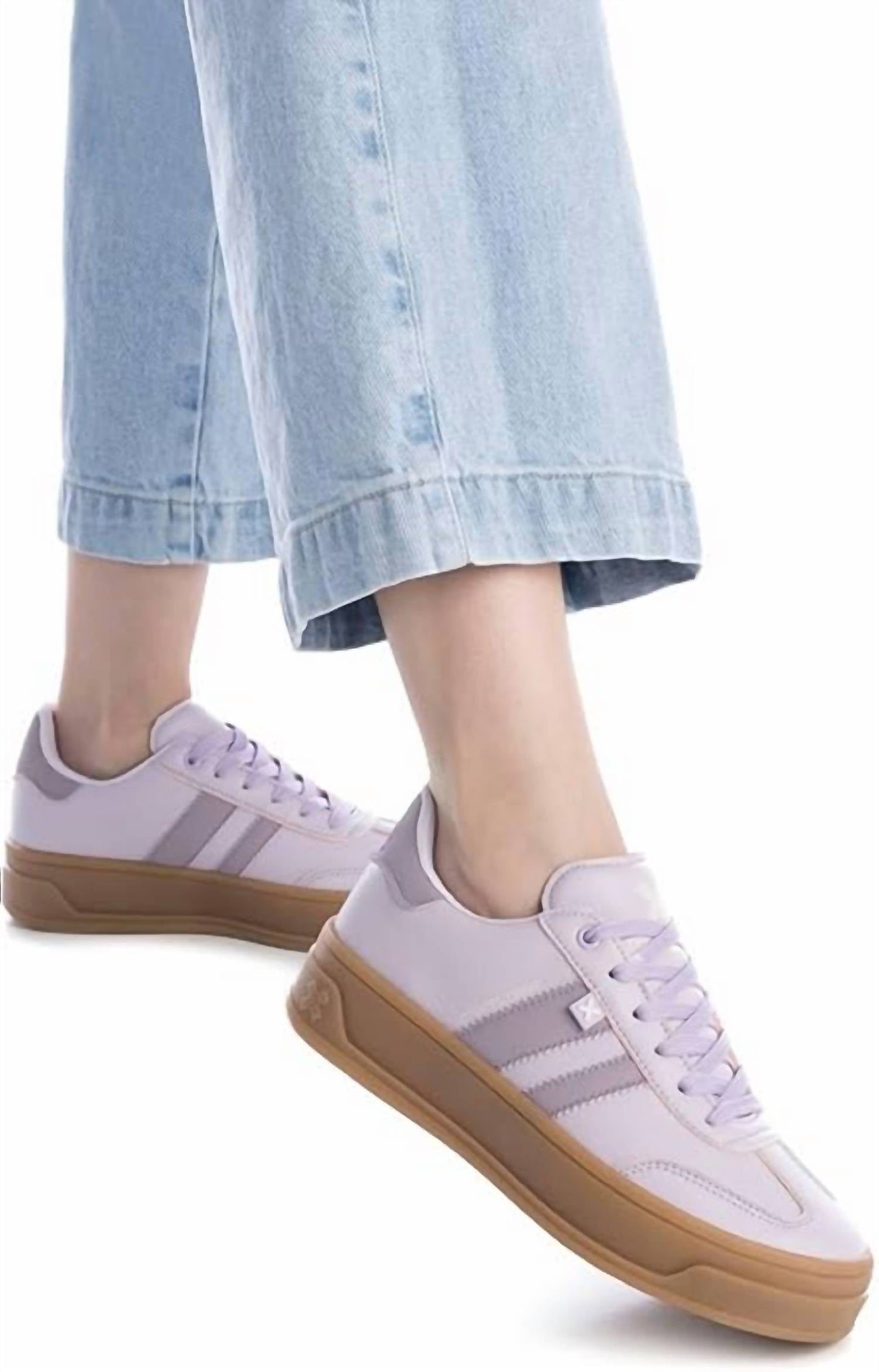 Xti - Women's Lace Up Sneakers