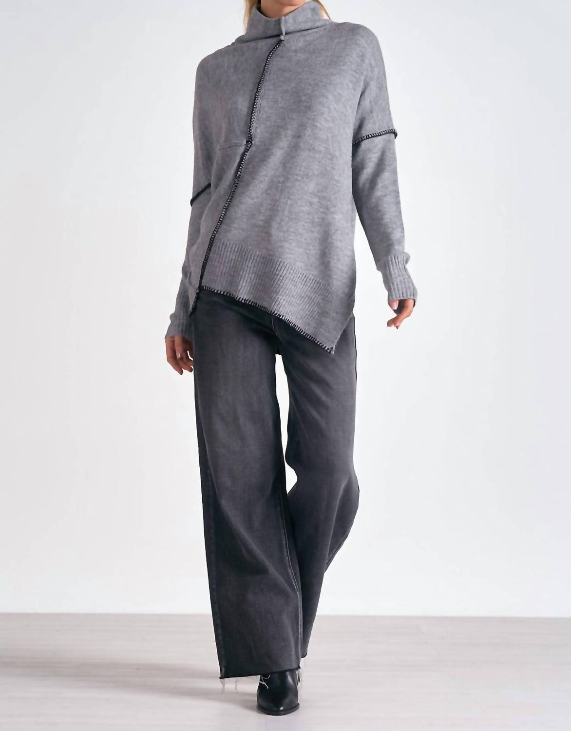 Elan - Vanilla Turtleneck Sweater