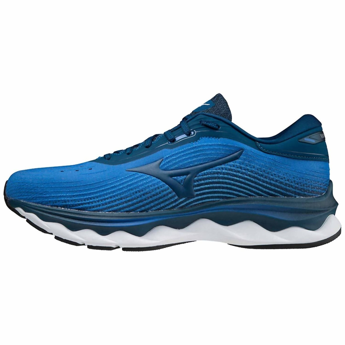 Mizuno - पुरुषों के वेव स्काई 5 रनिंग शूज़