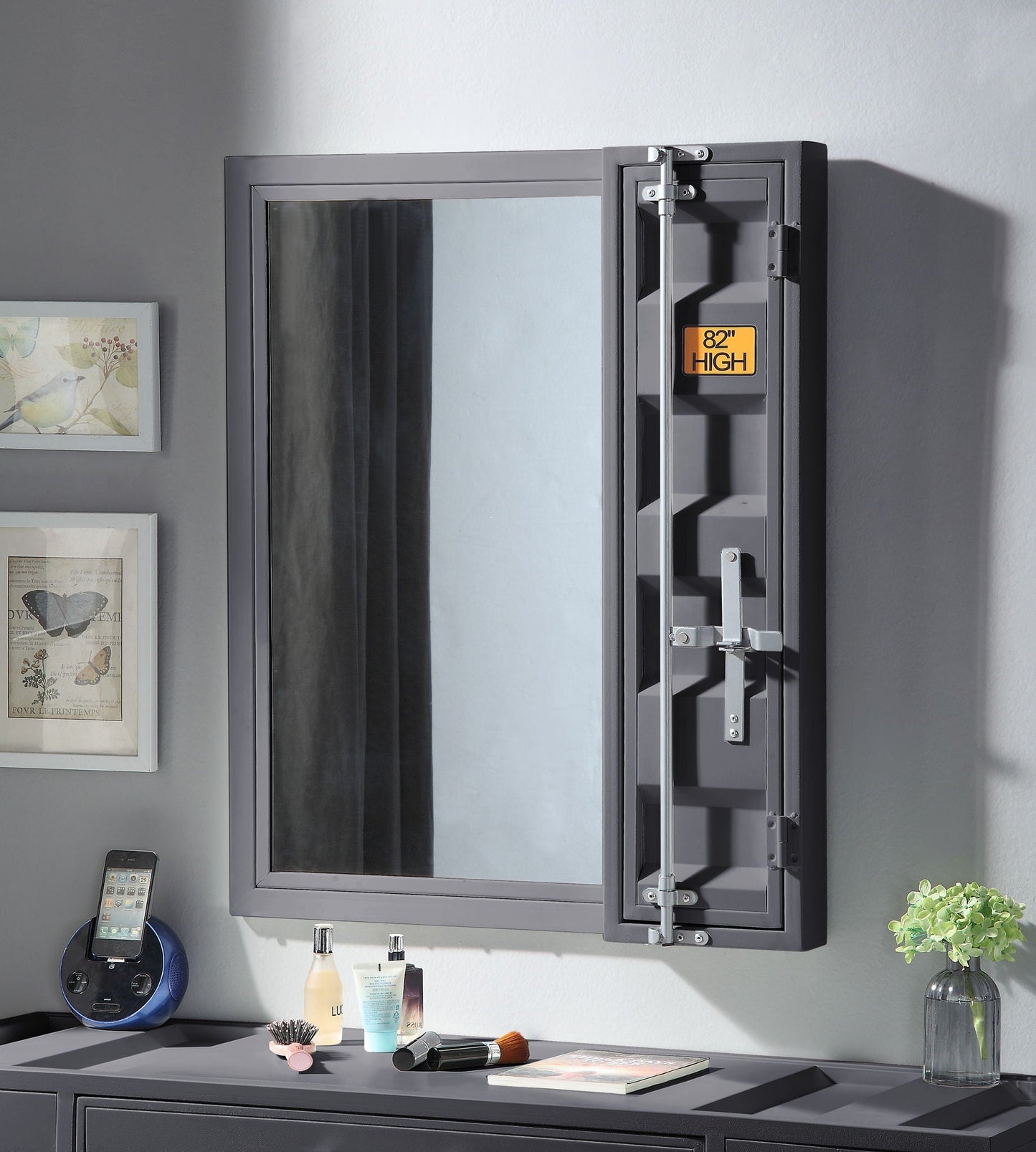 Cargo Vanity Mirror, Clear Reflection