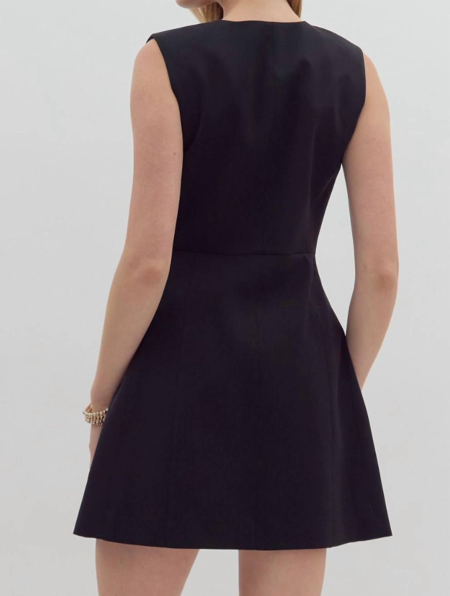 Entro - Solid Sleeveless Mini Dress