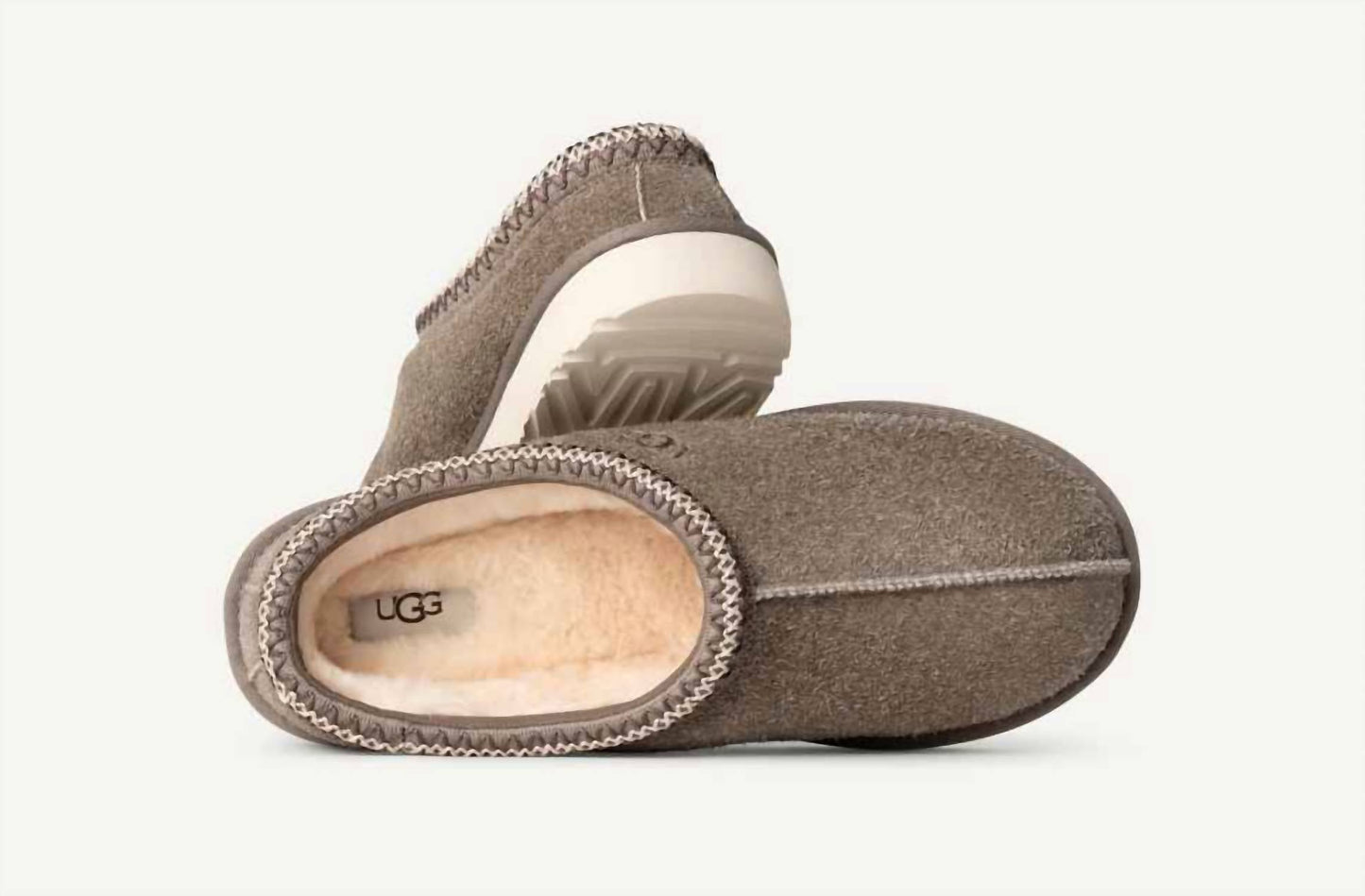 Ugg - पुरुषों के लिए टैज़मैन शैगी स्यूड