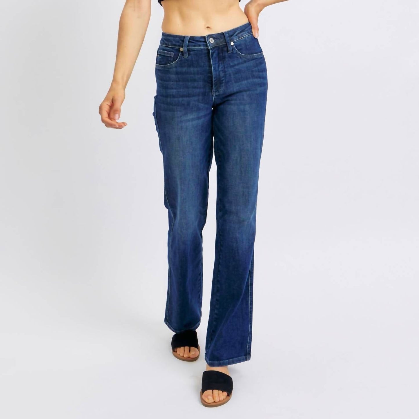 Judy Blue - Midrise Tummy Control Straight Jeans