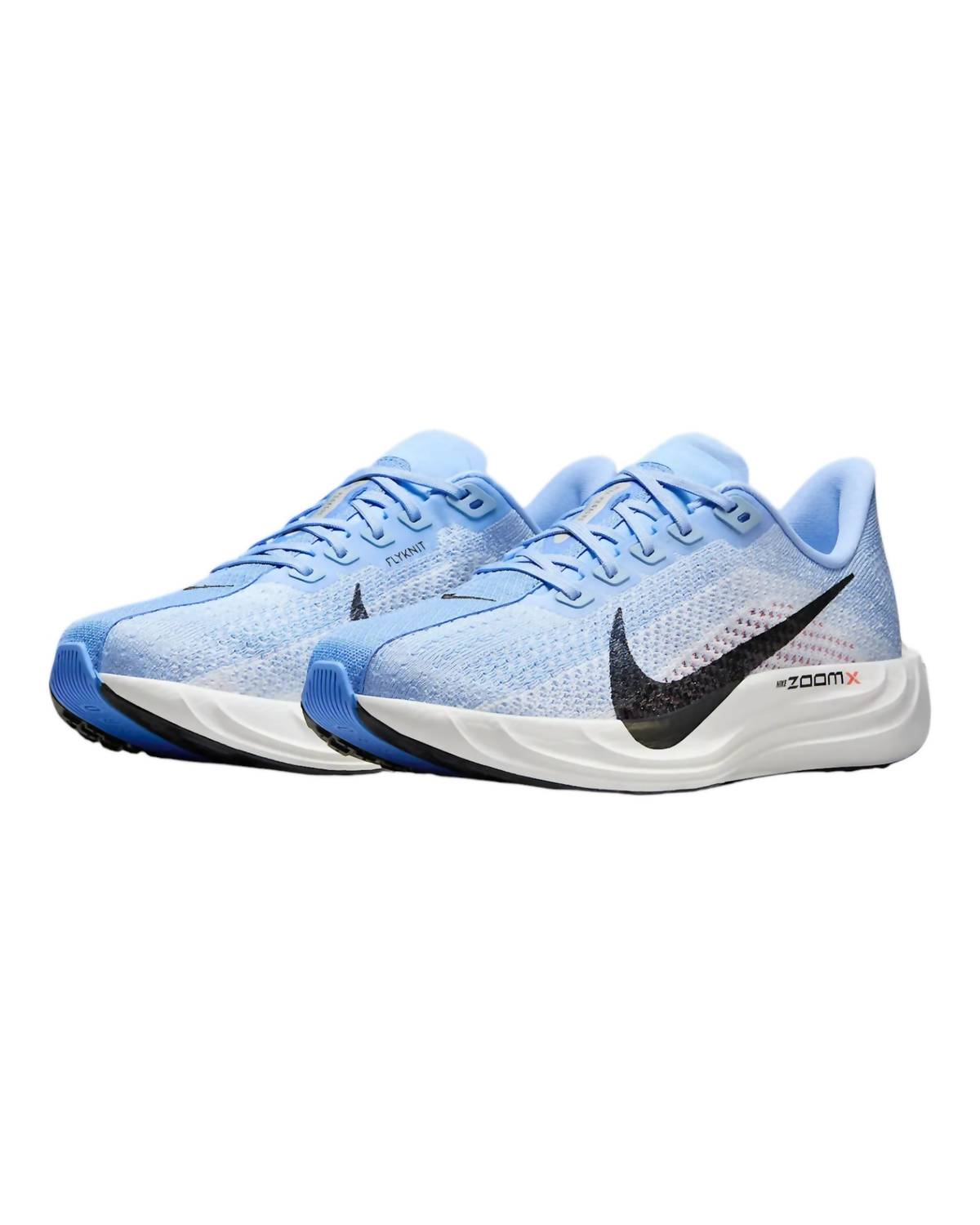 Nike - Women's Athletic Shoes