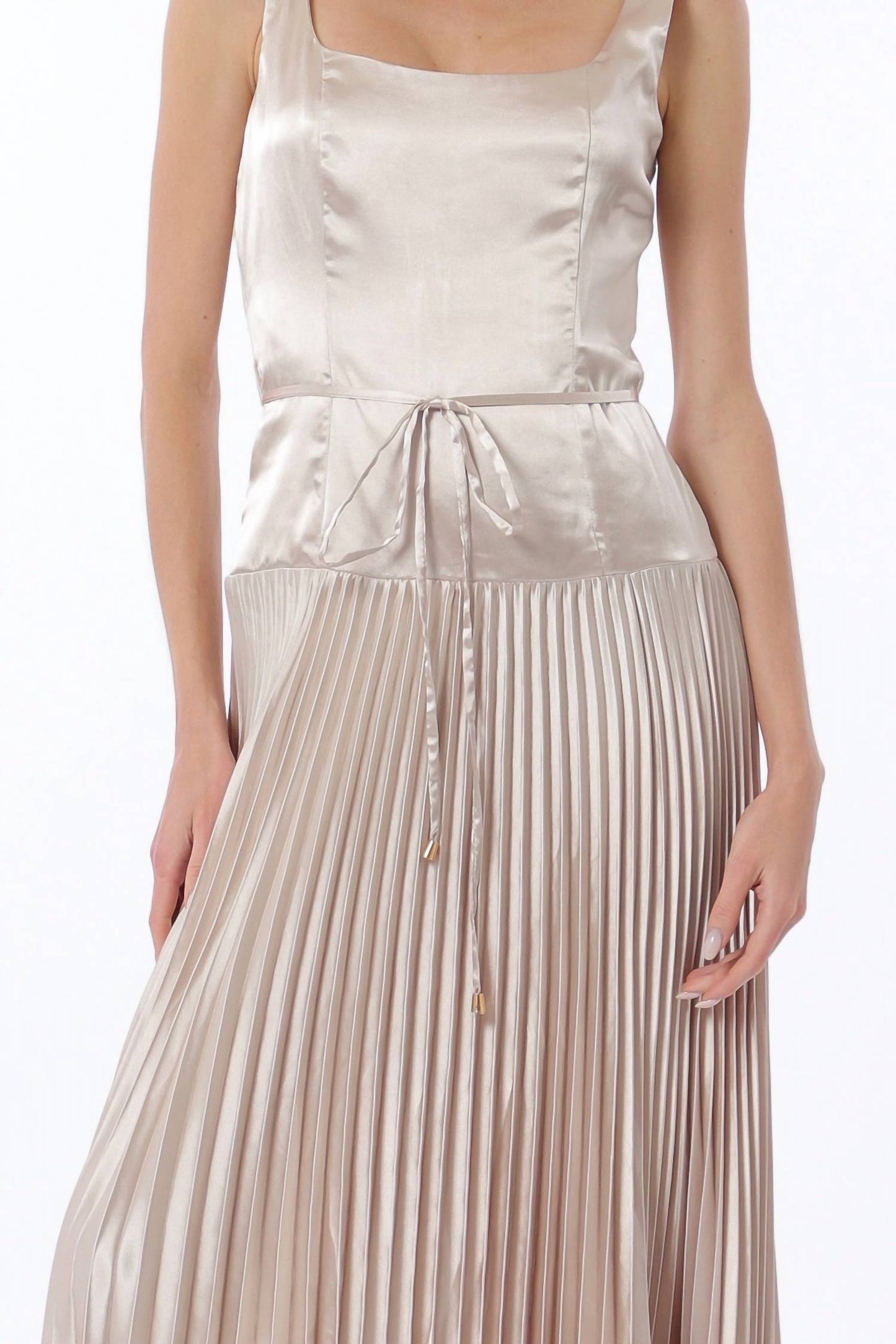 Aakaa - Sleeveless Tie Front Waisted Pleat Maxi Dress