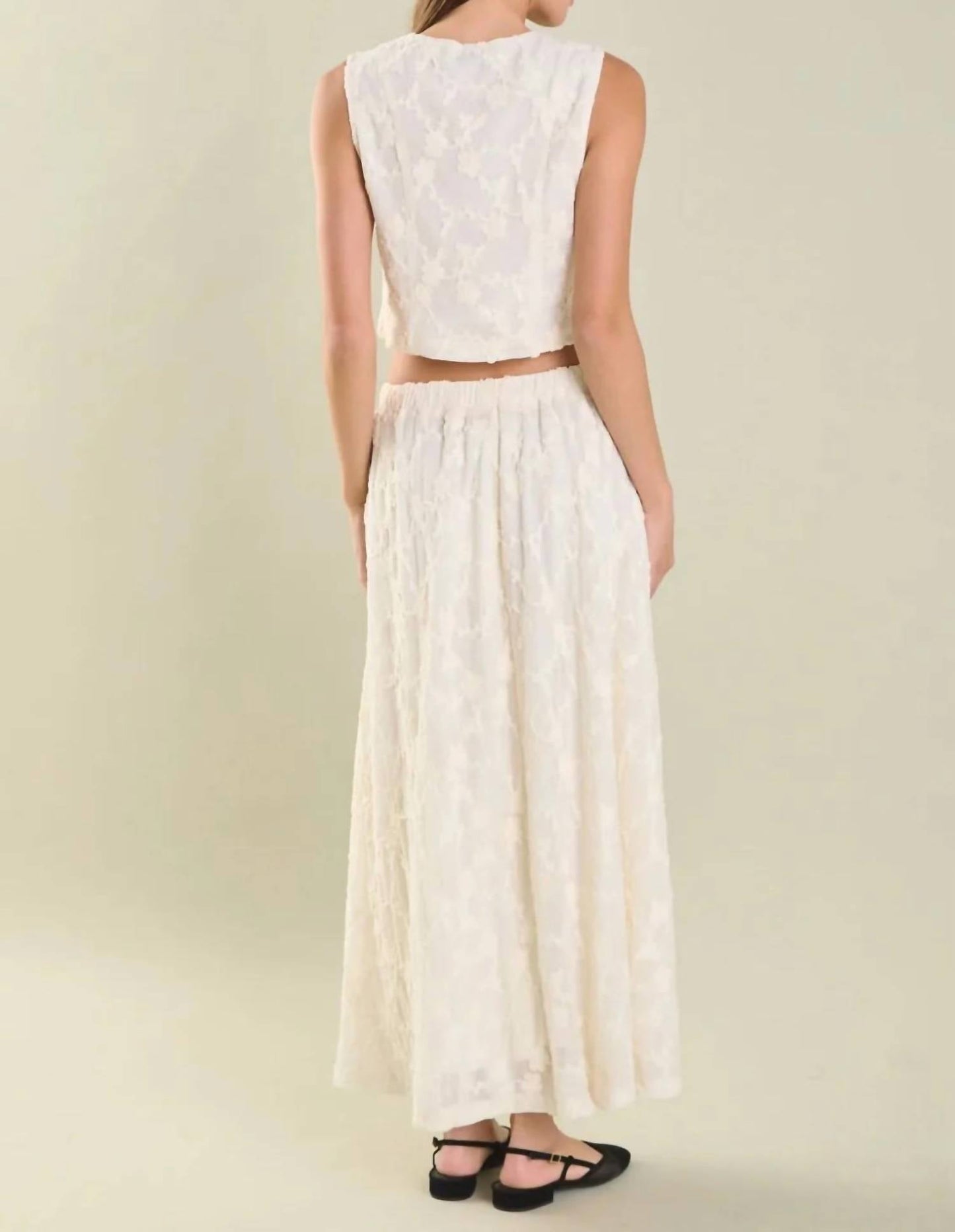 2.7 August Apparel - Floral Lace Maxi Skirt