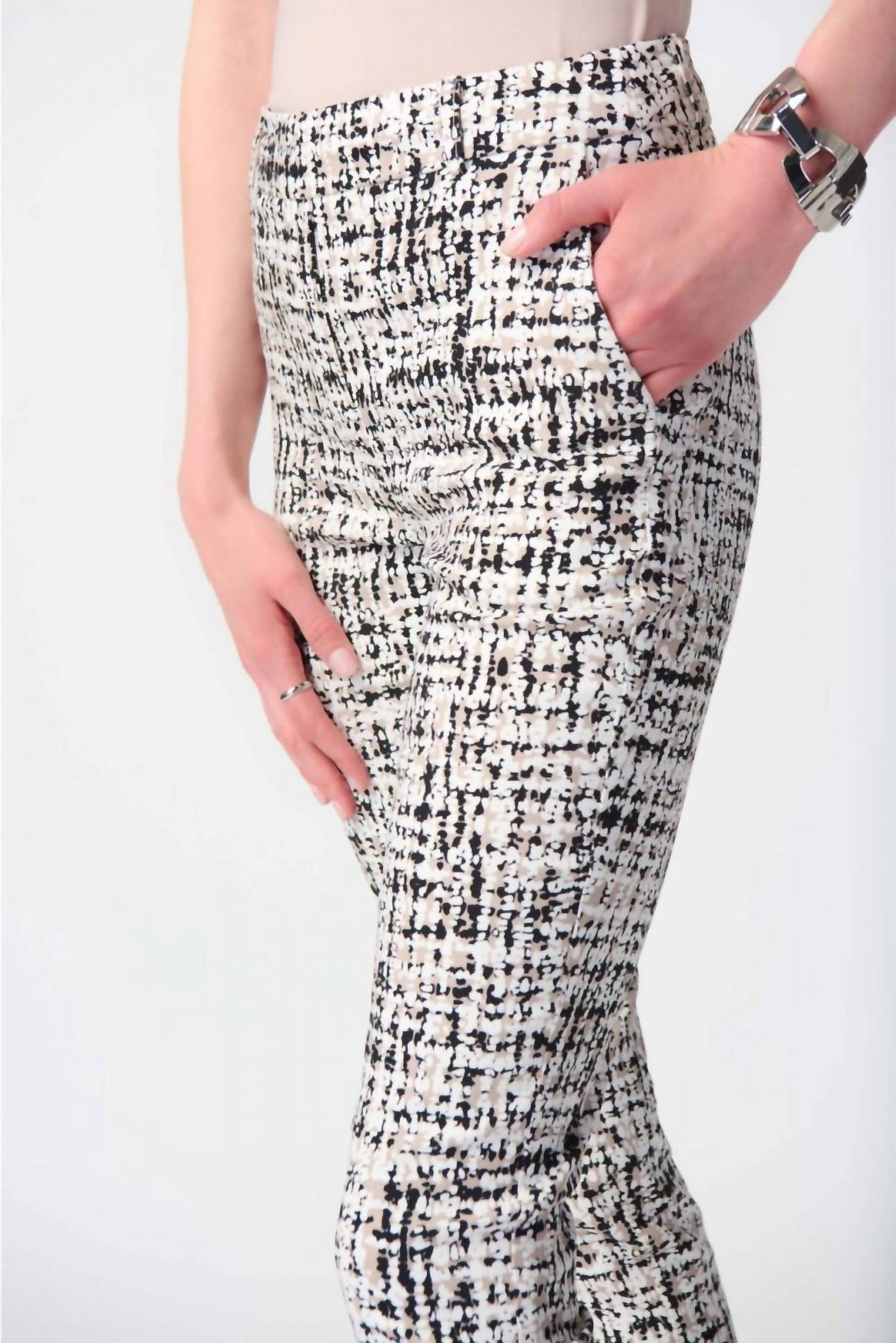 Joseph Ribkoff - Check Print Pull On Slim Cropped Ankle Pant