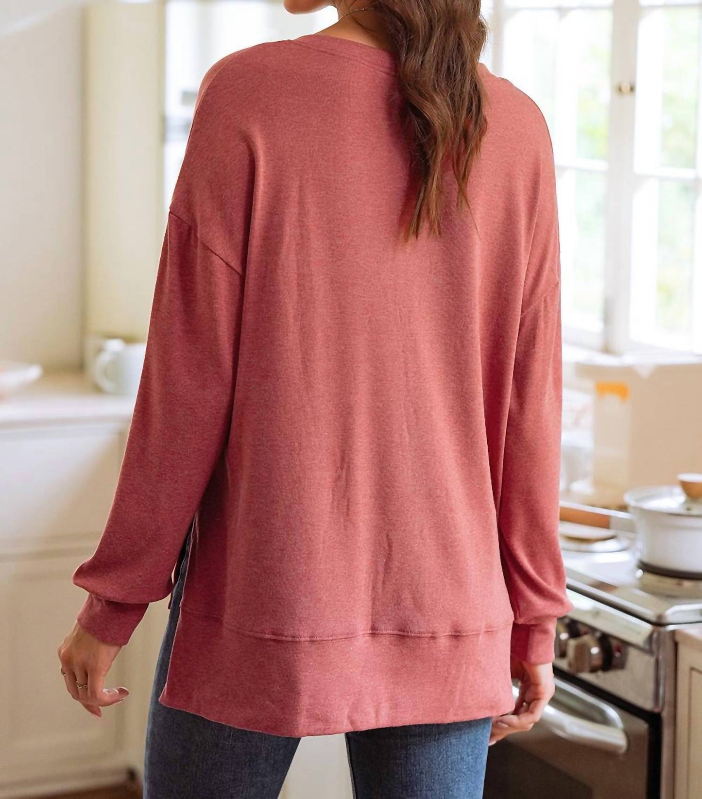 1 The Woman - Side Slits V-neck Loose Fit Tunic Top