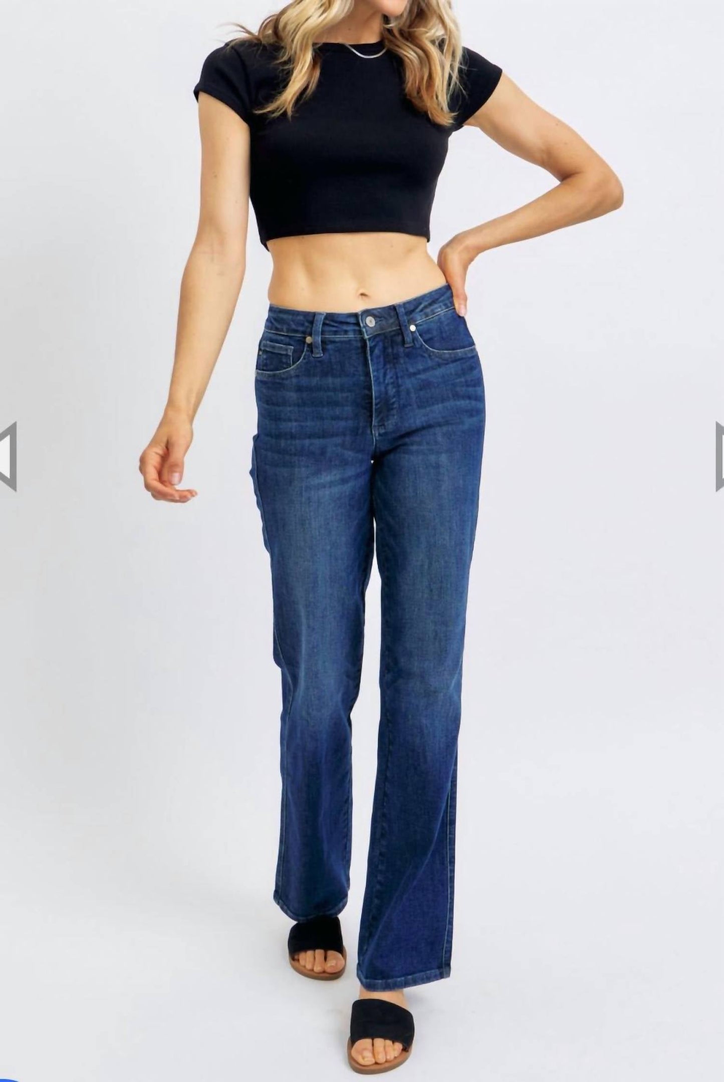 Judy Blue - Mid Rise Tummy Control Classic Straight Jeans