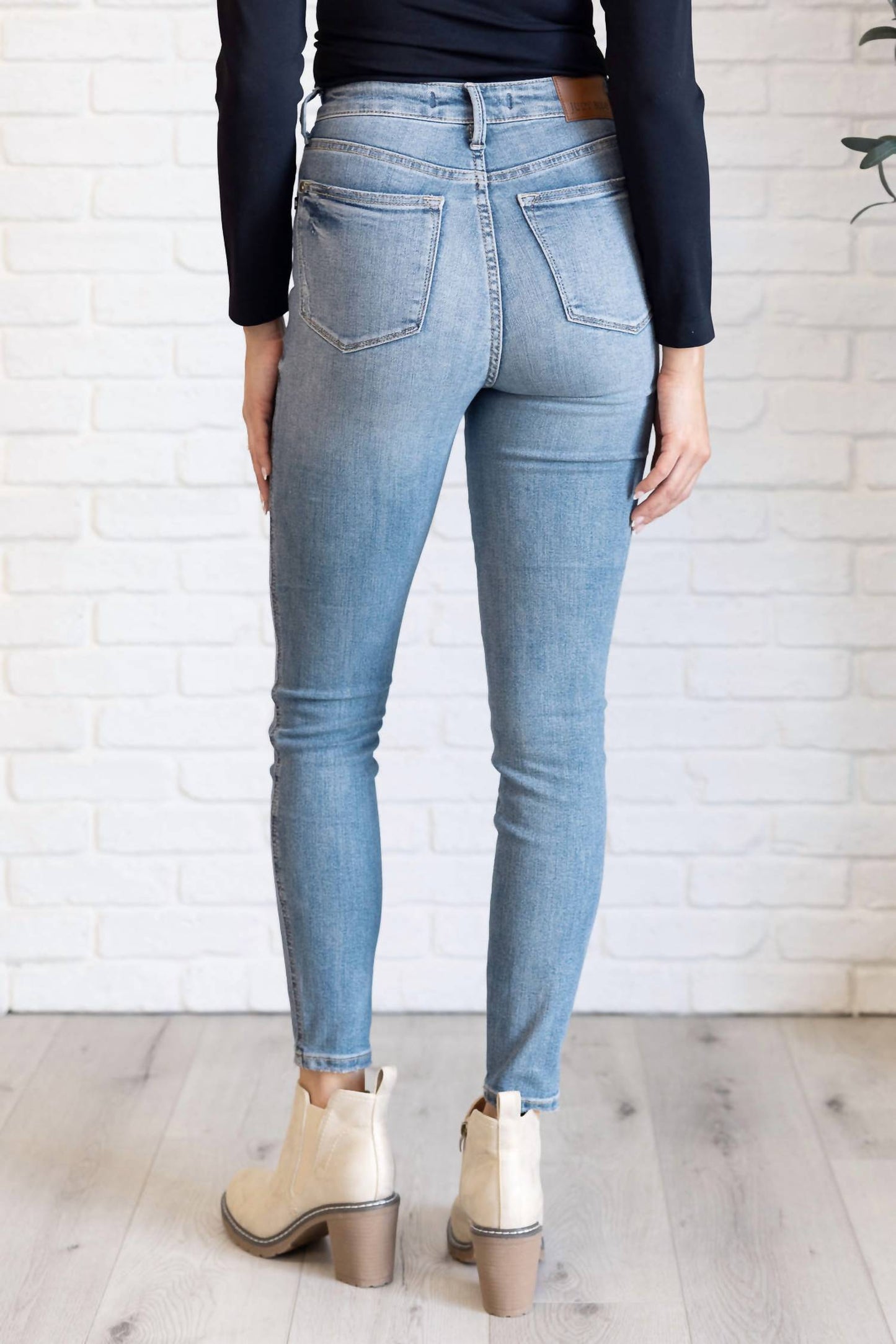 Judy Blue - High Rise Control Top Skinny Jean