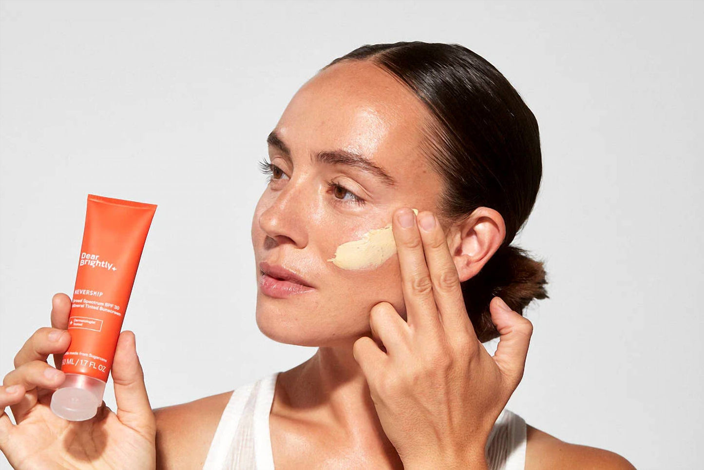 Dear Brightly - 100% Tinted Mineral Sunscreen for Face, SPF Broad Spectrum (UVA & UVB)