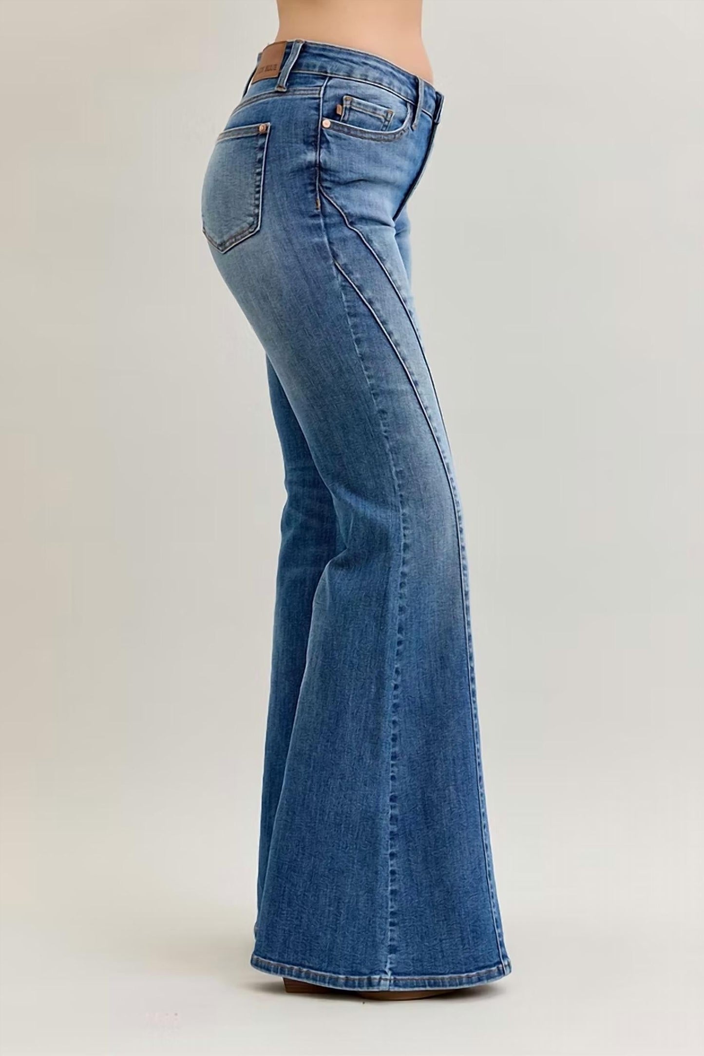 Judy Blue - Jaqueline Angular Seam Flare Jeans