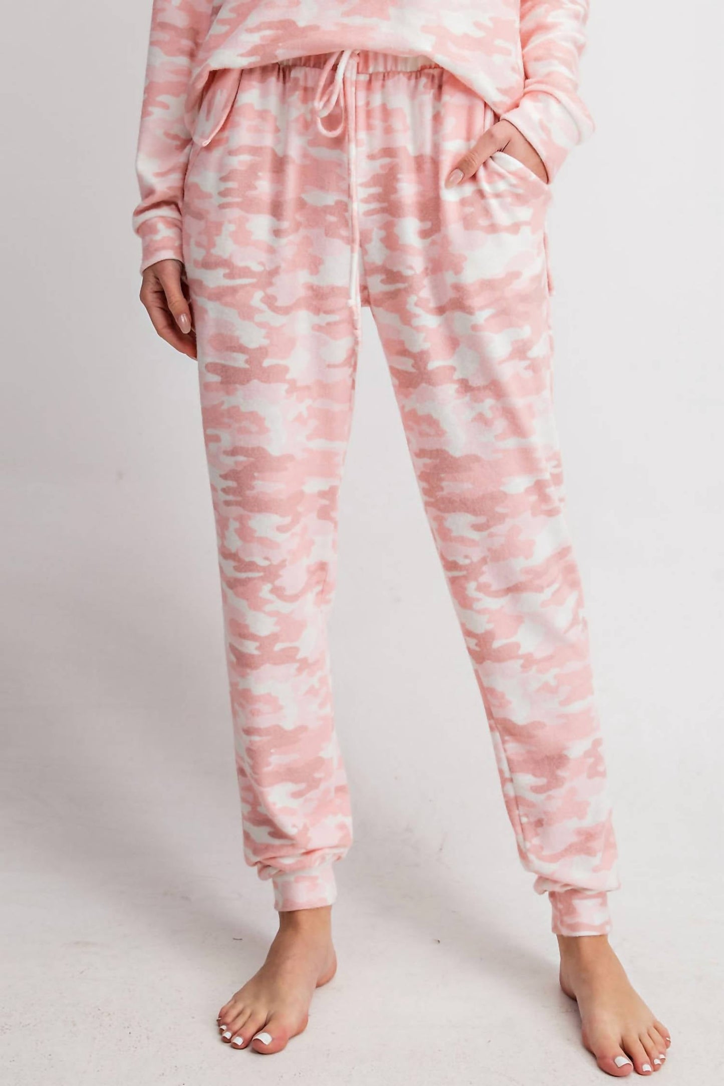 143 Story - Pink Camo Joggers