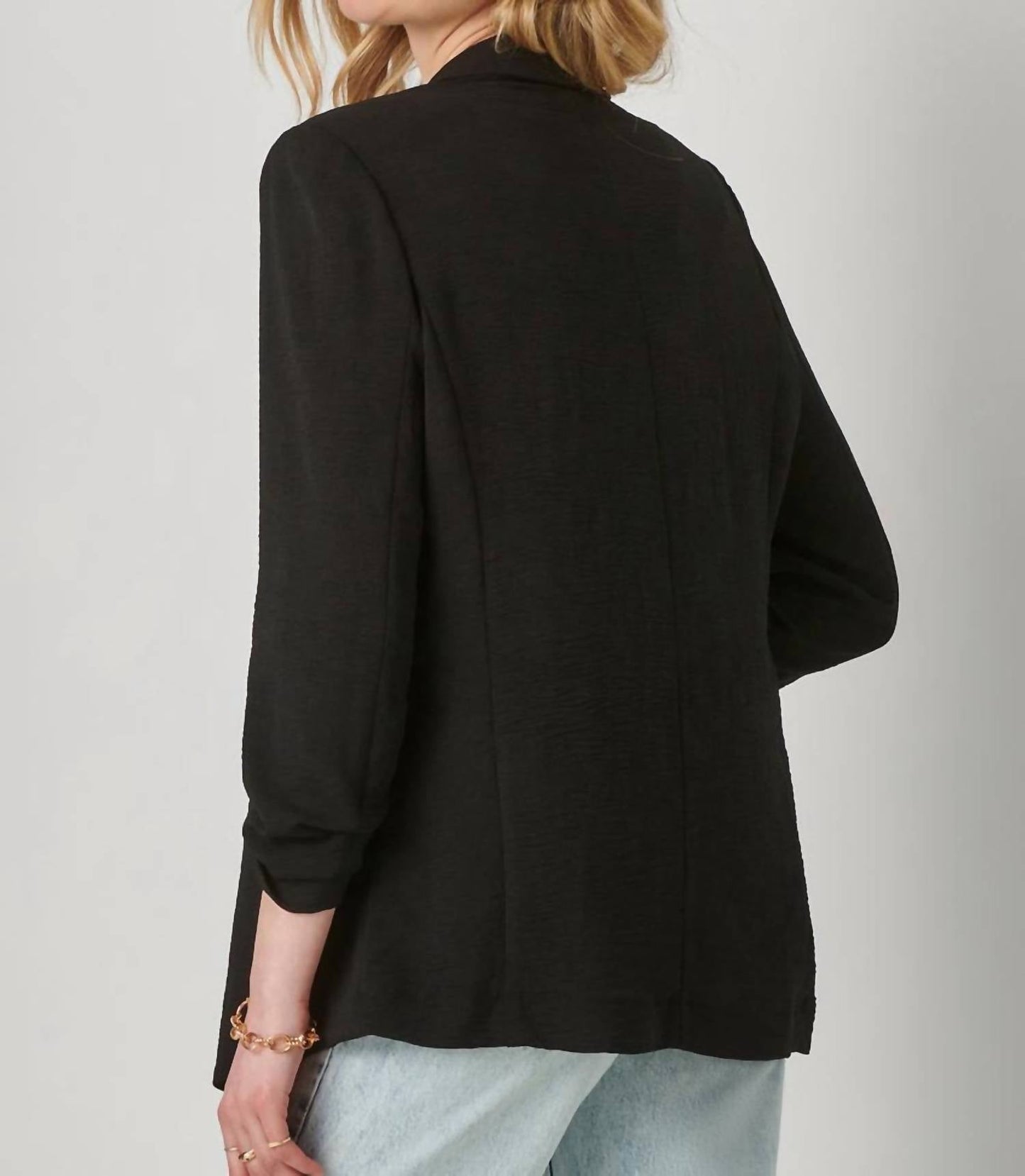 चार्ली पेज - रश्ड स्लीव लाइटवेट जैकेट