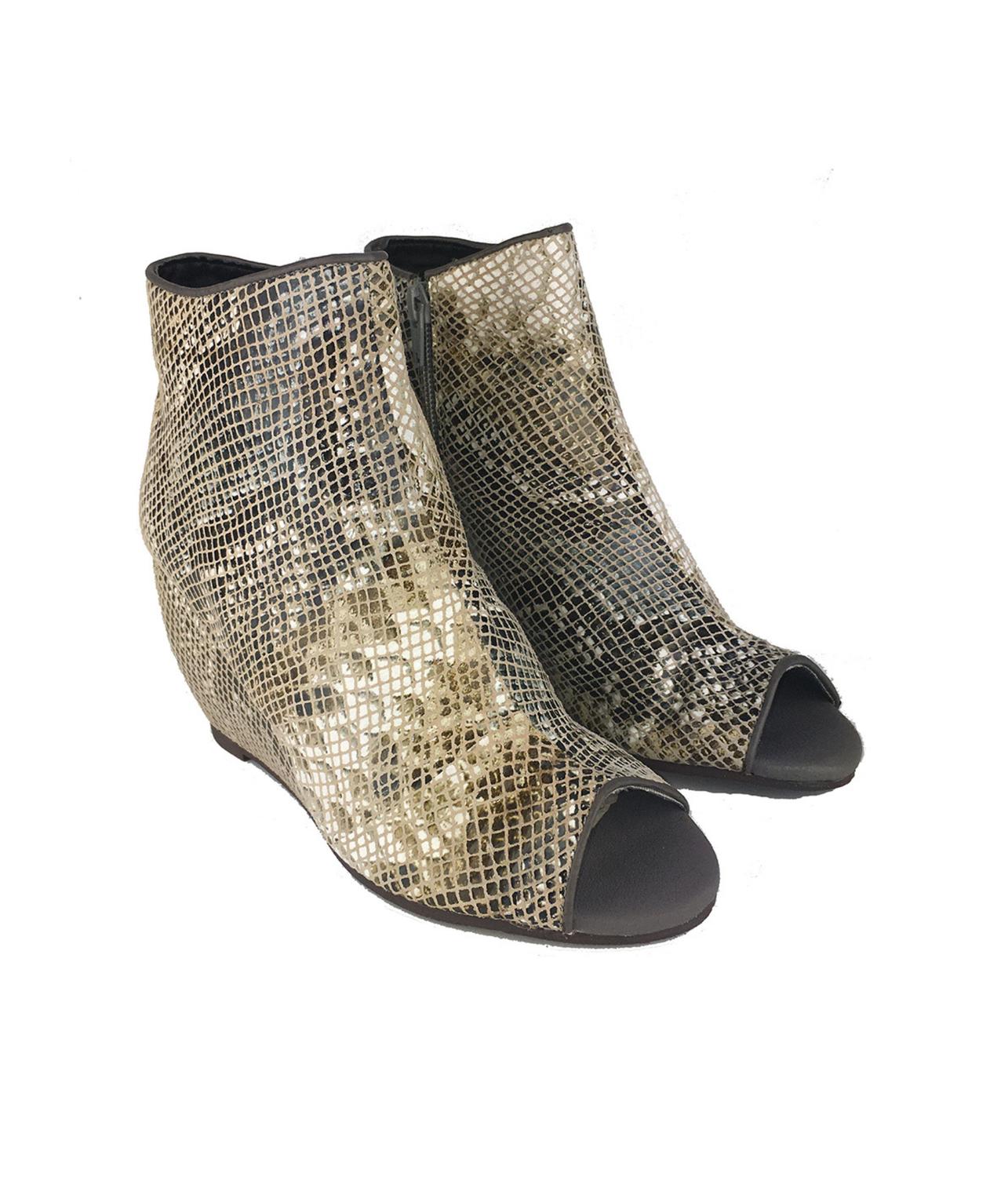Naughty Monkey - Women's Kuda Wedge